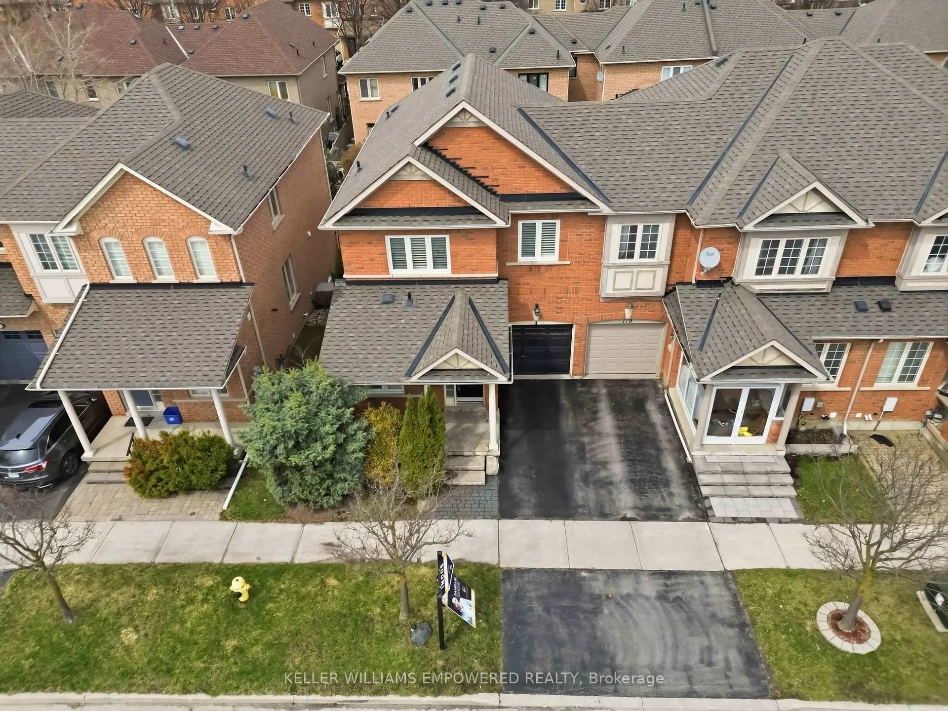 Photo 5 of 121 Hopecrest Road, Markham, Cachet — HOMEH