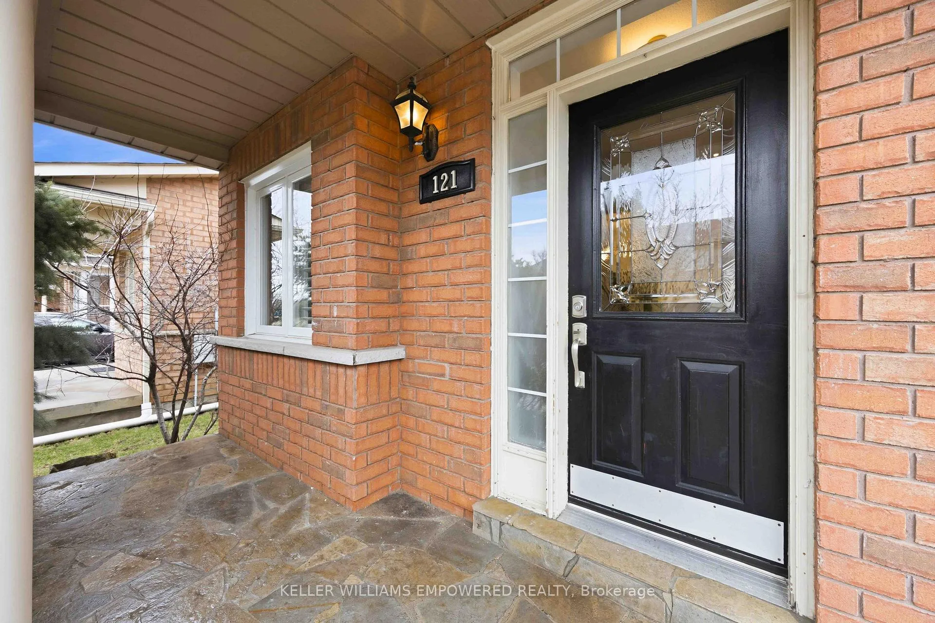 Photo 6 of 121 Hopecrest Road, Markham, Cachet — HOMEH