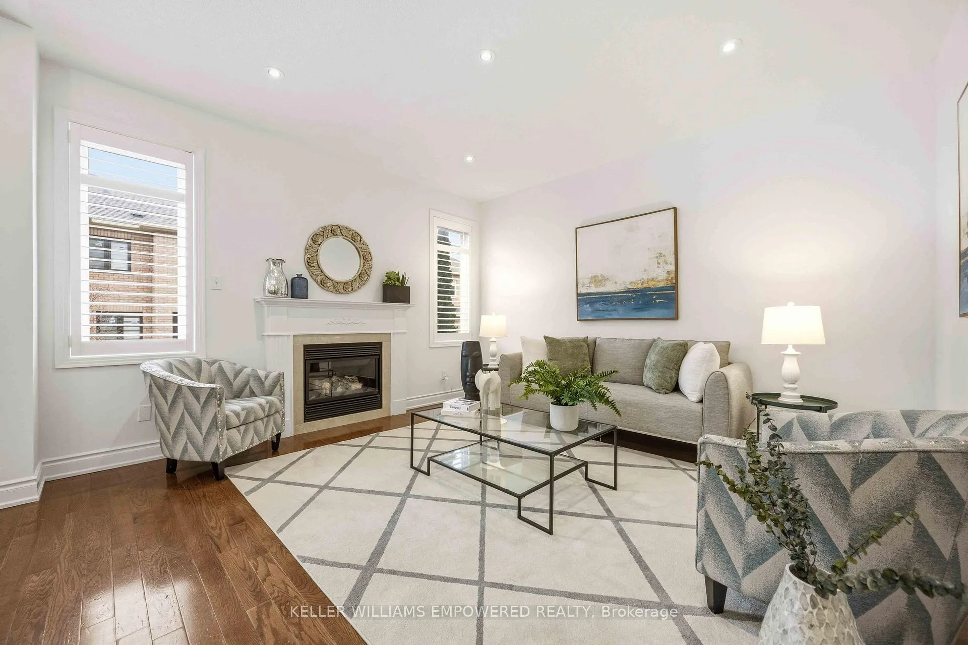 Photo 12 of 121 Hopecrest Road, Markham, Cachet — HOMEH
