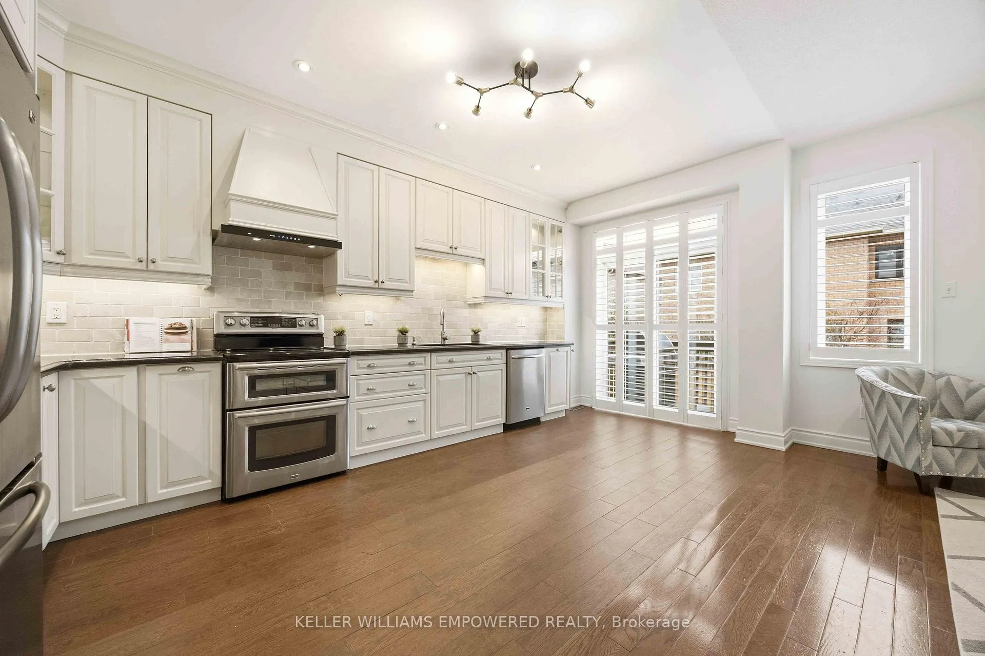 Photo 17 of 121 Hopecrest Road, Markham, Cachet — HOMEH