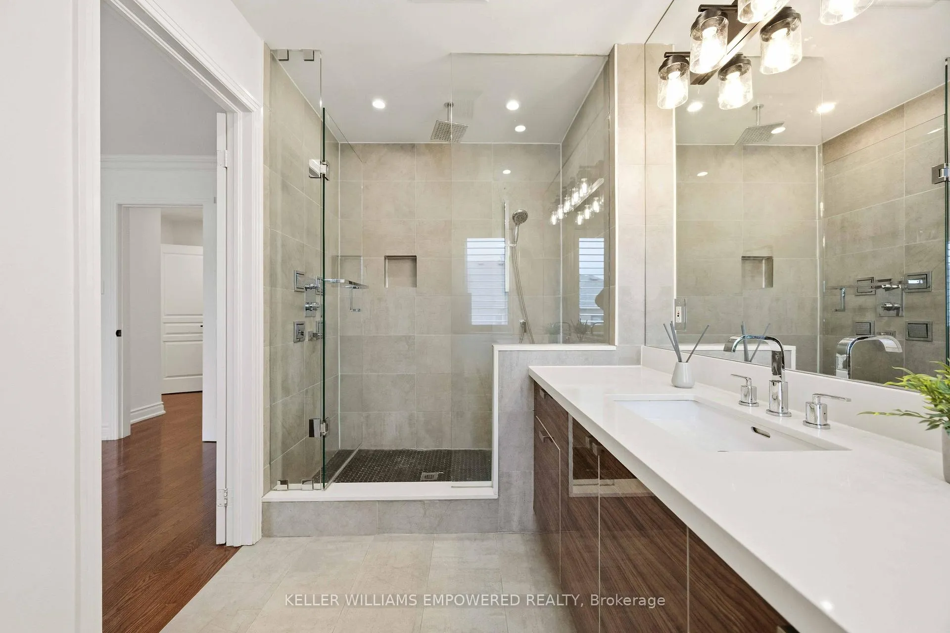 Photo 27 of 121 Hopecrest Road, Markham, Cachet — HOMEH