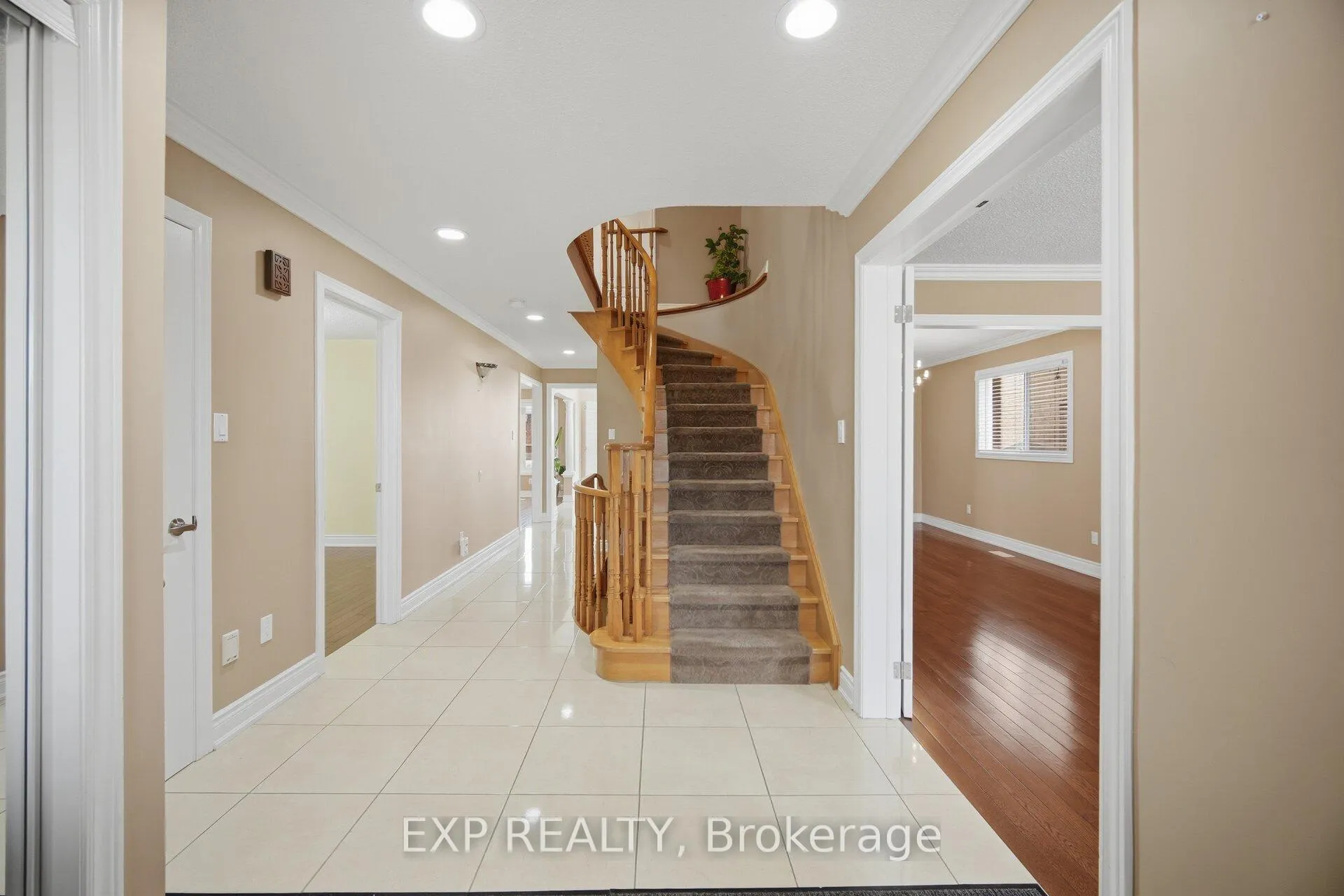 Photo 6 of 8912 Martin Grove Road, Vaughan, Elder Mills — HOMEH