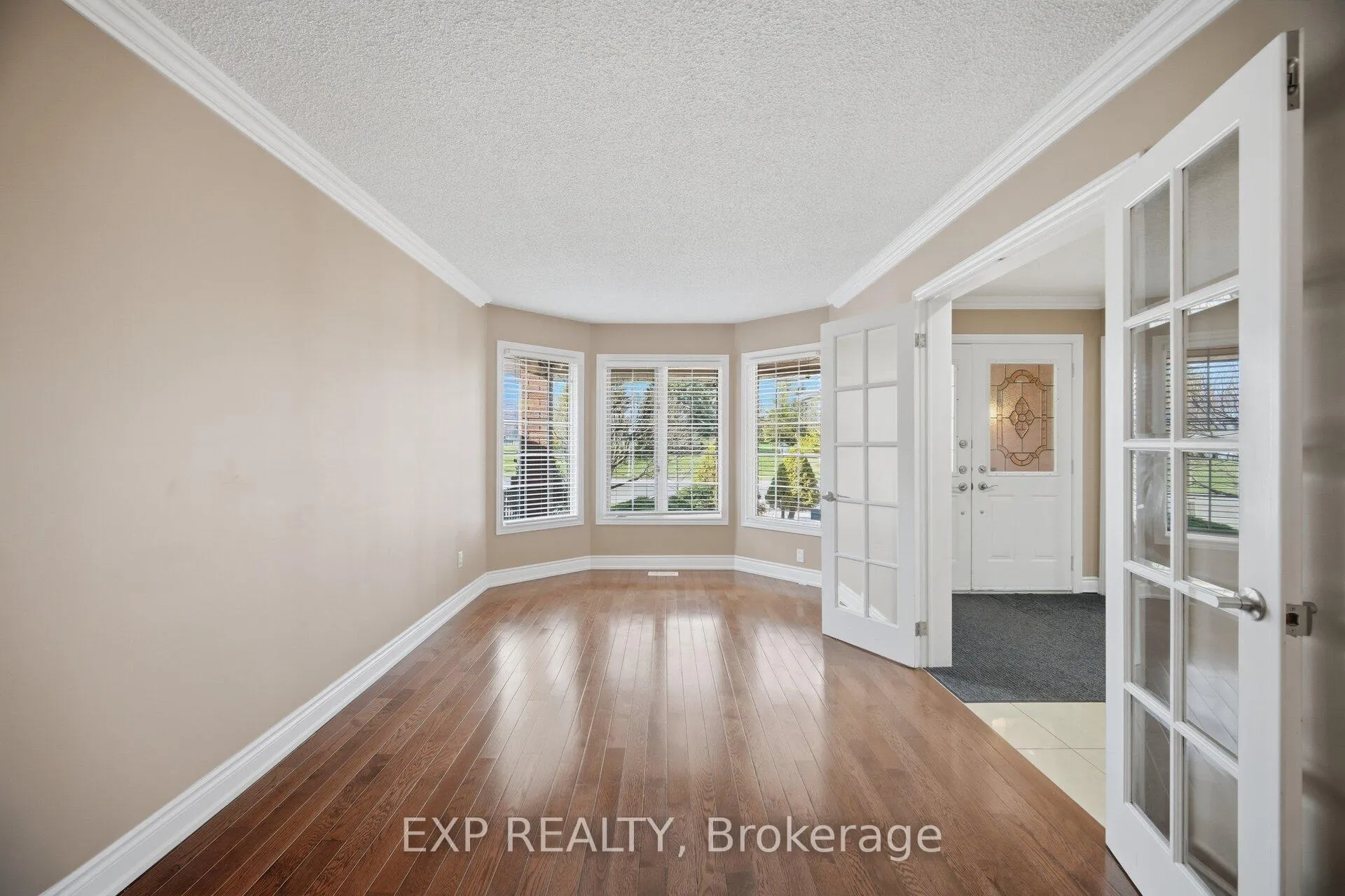 Photo 7 of 8912 Martin Grove Road, Vaughan, Elder Mills — HOMEH