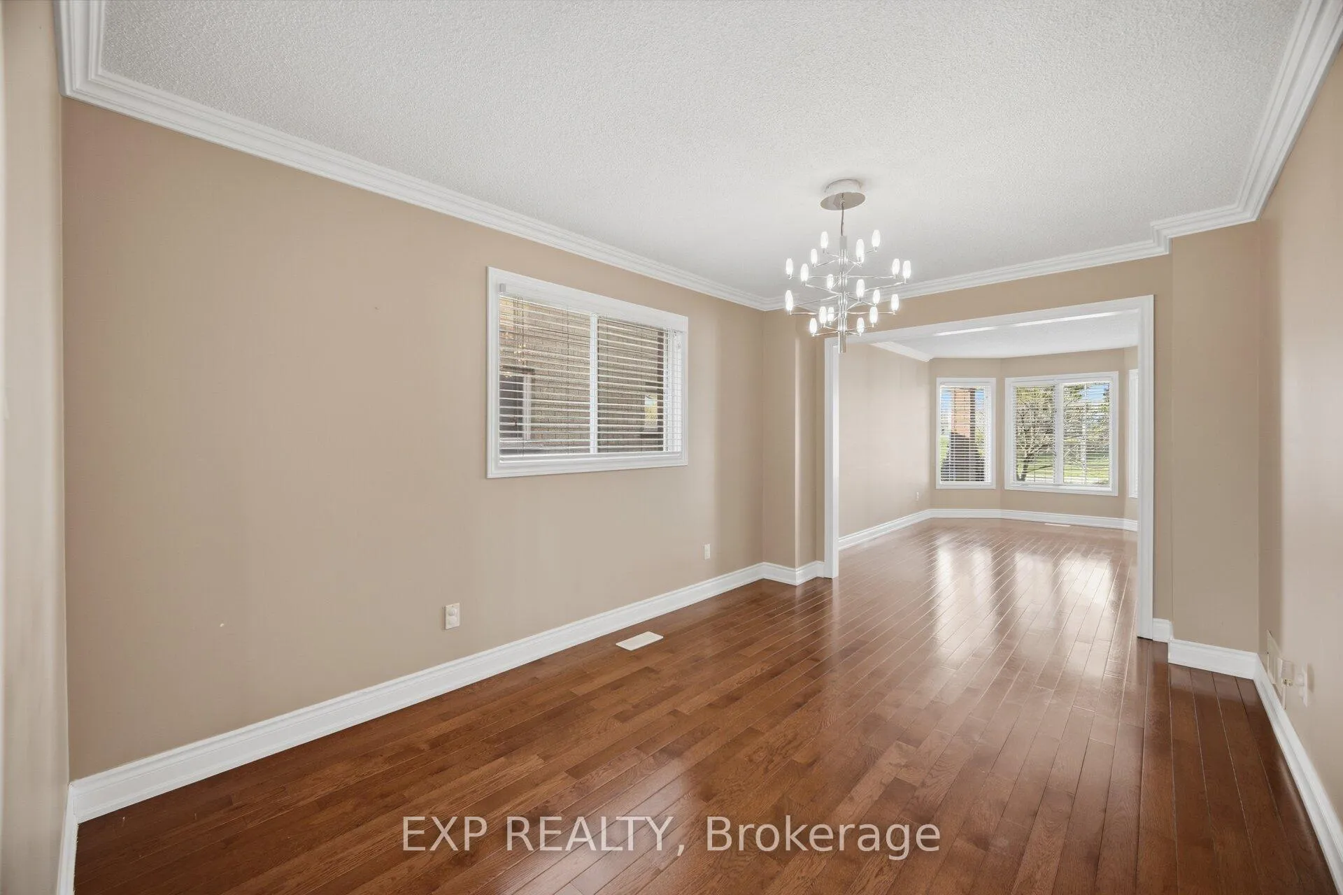 Photo 9 of 8912 Martin Grove Road, Vaughan, Elder Mills — HOMEH