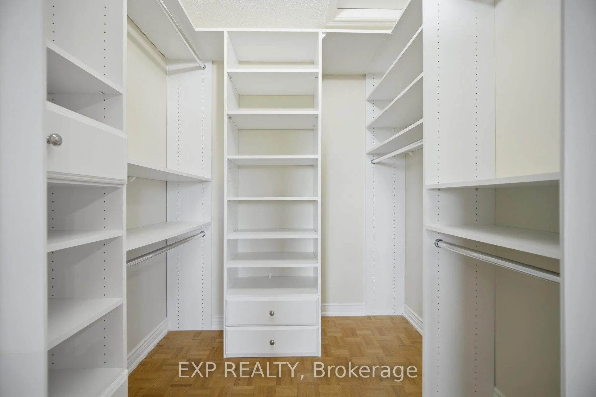 Photo 28 of 8912 Martin Grove Road, Vaughan, Elder Mills — HOMEH