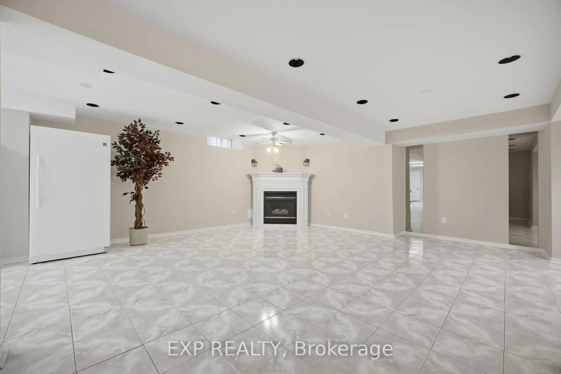 Photo 42 of 8912 Martin Grove Road, Vaughan, Elder Mills — HOMEH