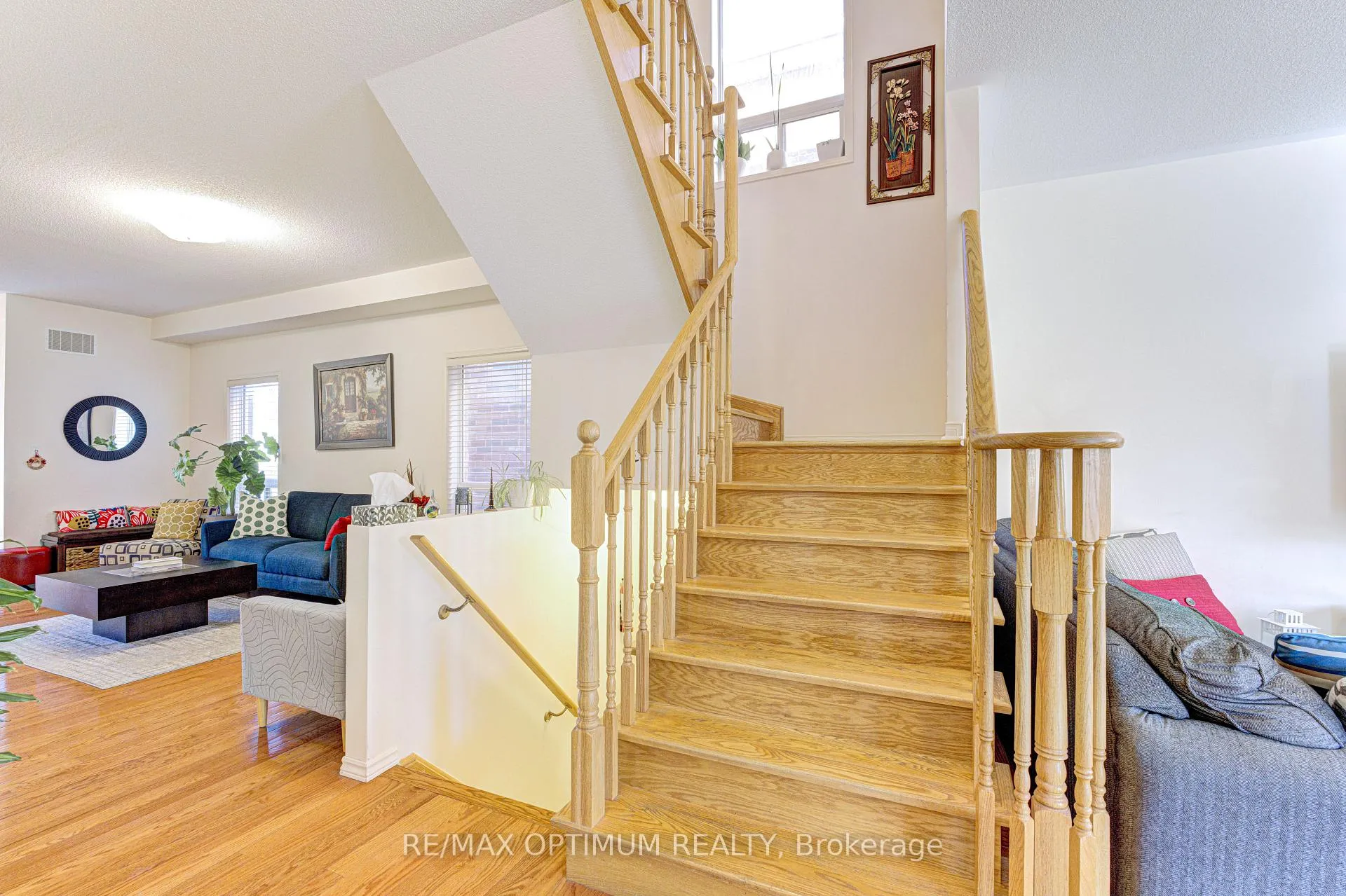 Photo 22 of 77 Personna Circle, Brampton, Credit Valley — HOMEH