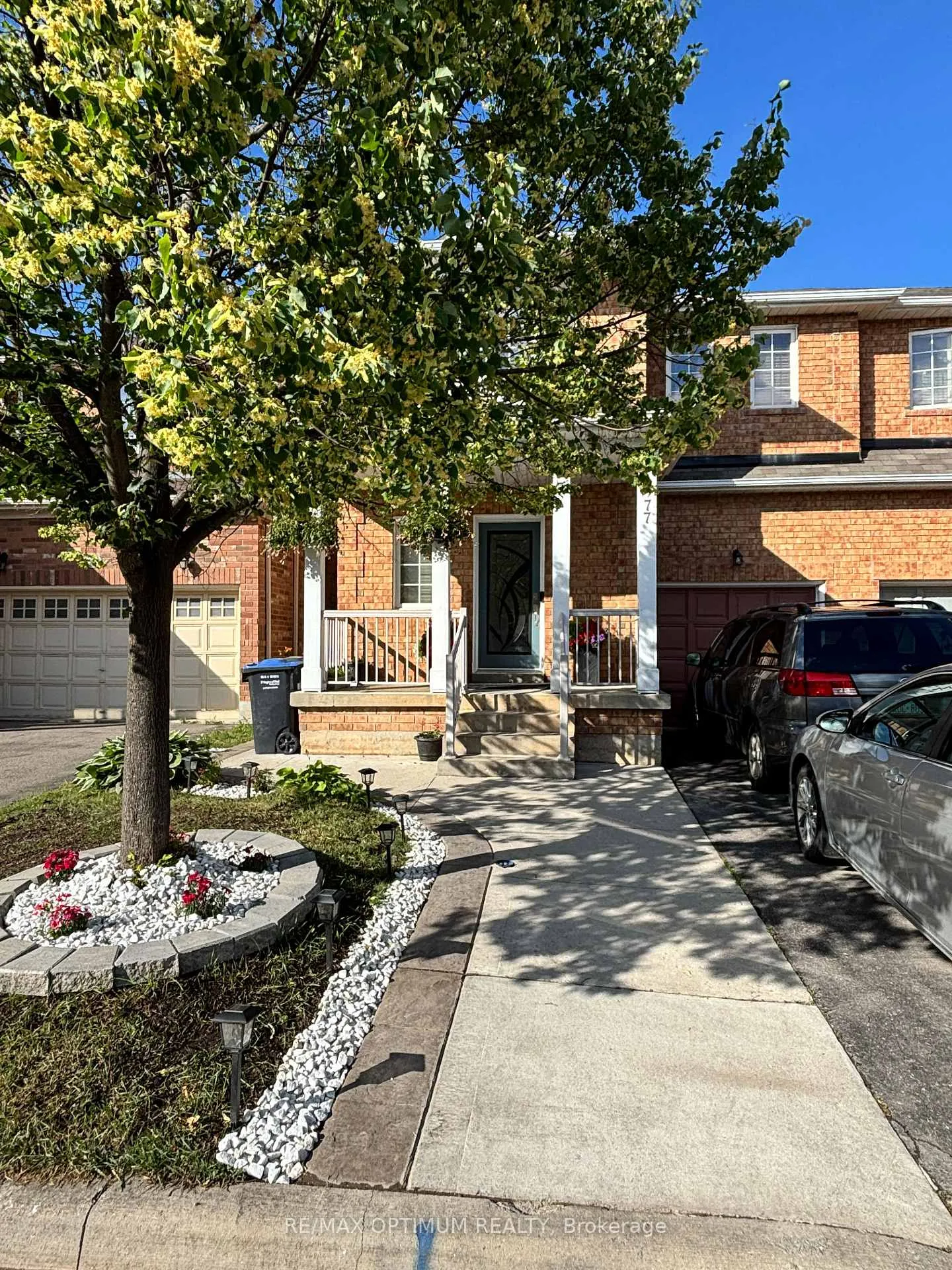 Photo 40 of 77 Personna Circle, Brampton, Credit Valley — HOMEH