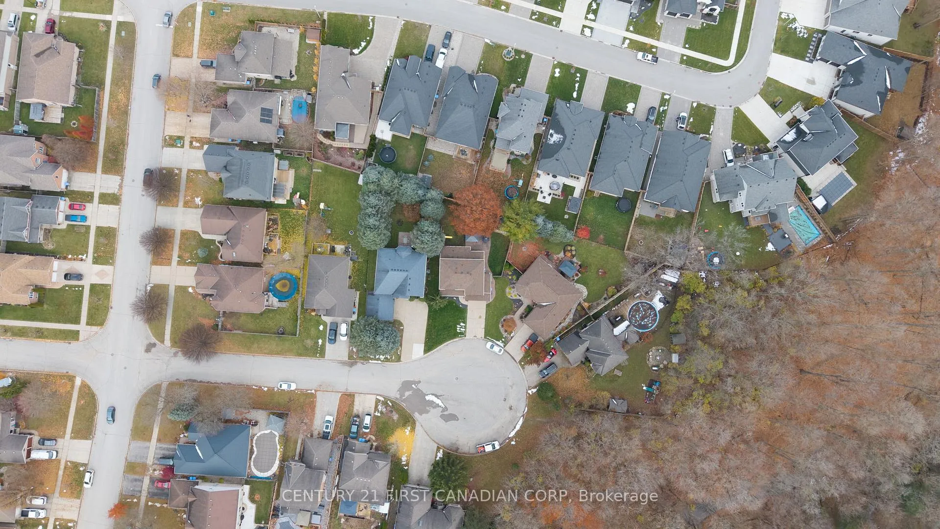 Photo 8 of 17 Allison Court, Strathroy-Caradoc, NE — HOMEH
