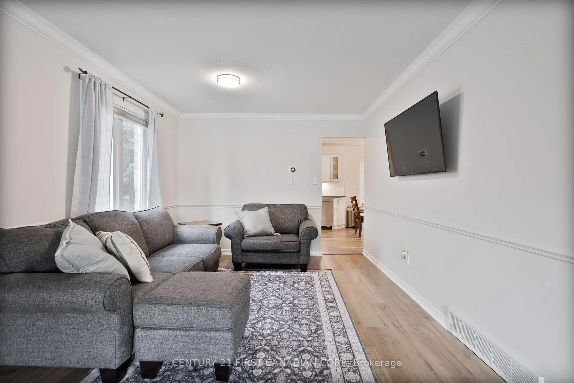 Photo 15 of 17 Allison Court, Strathroy-Caradoc, NE — HOMEH