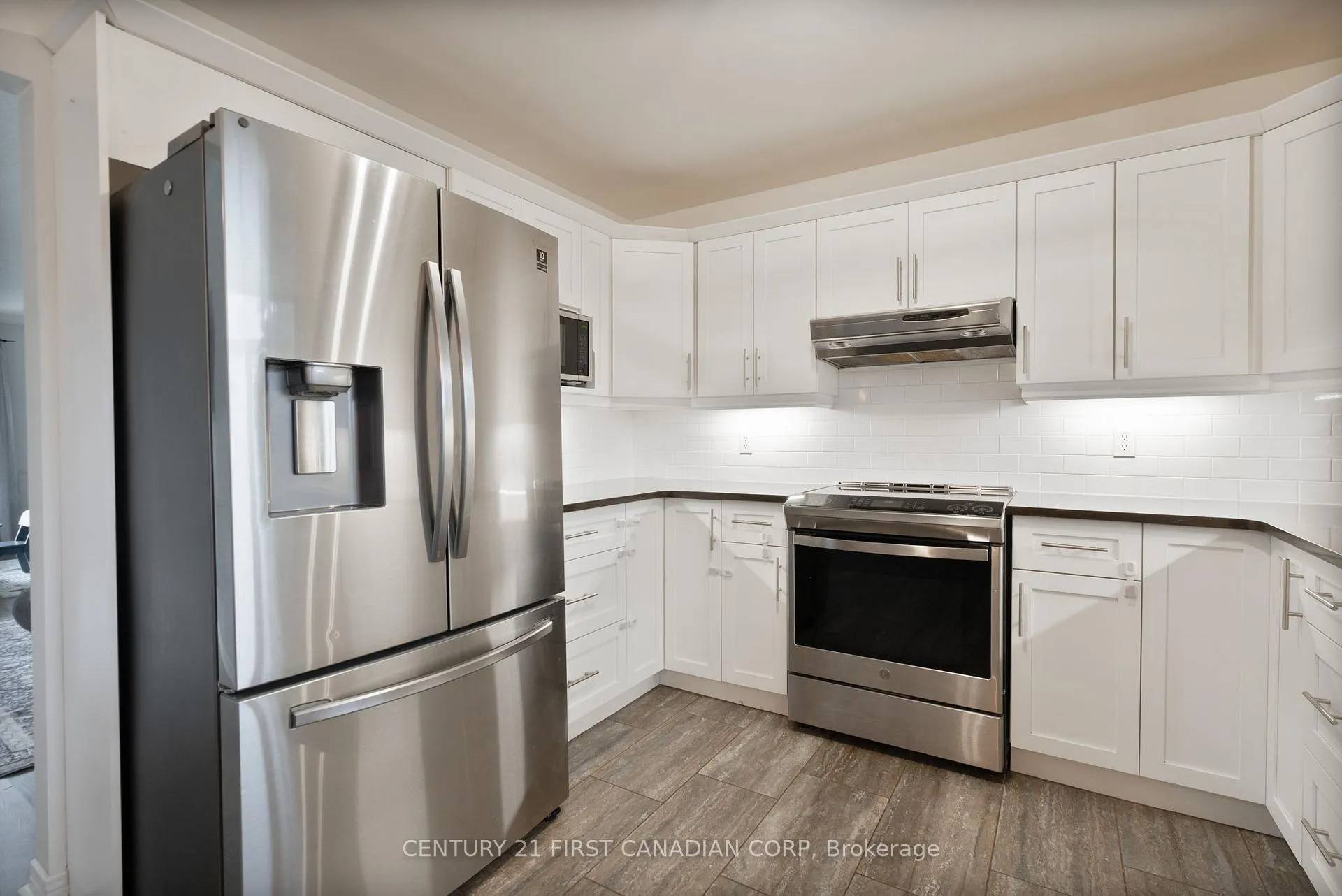 Photo 20 of 17 Allison Court, Strathroy-Caradoc, NE — HOMEH