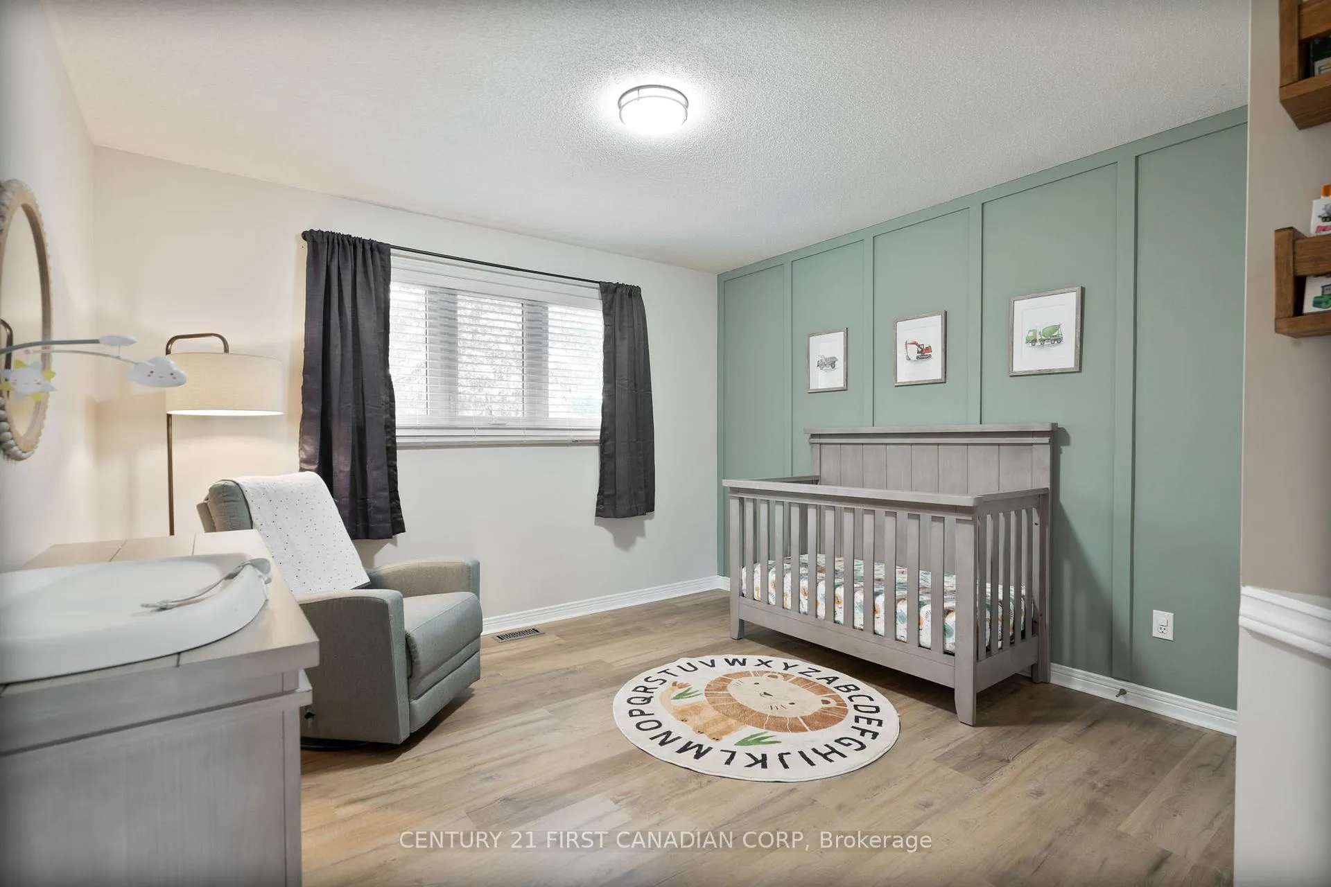 Photo 25 of 17 Allison Court, Strathroy-Caradoc, NE — HOMEH