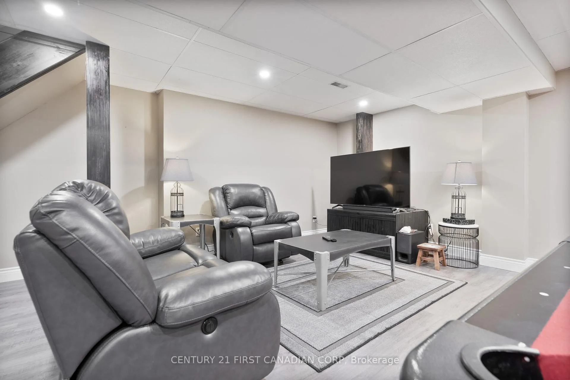 Photo 35 of 17 Allison Court, Strathroy-Caradoc, NE — HOMEH