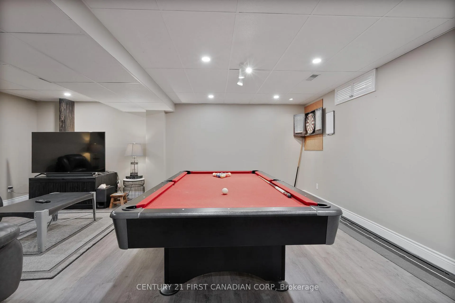 Photo 36 of 17 Allison Court, Strathroy-Caradoc, NE — HOMEH