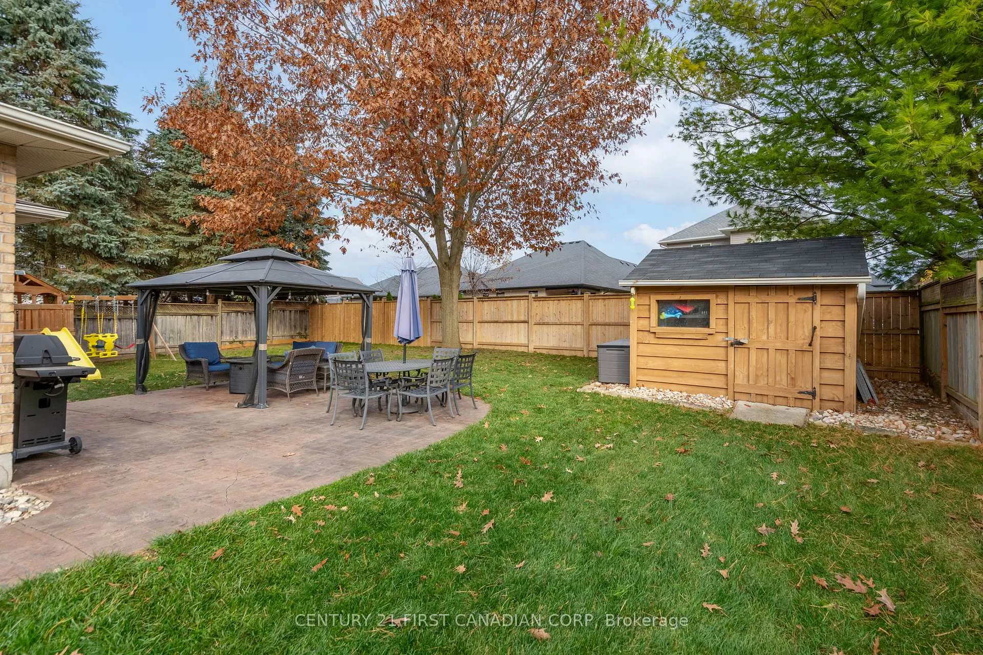 Photo 43 of 17 Allison Court, Strathroy-Caradoc, NE — HOMEH