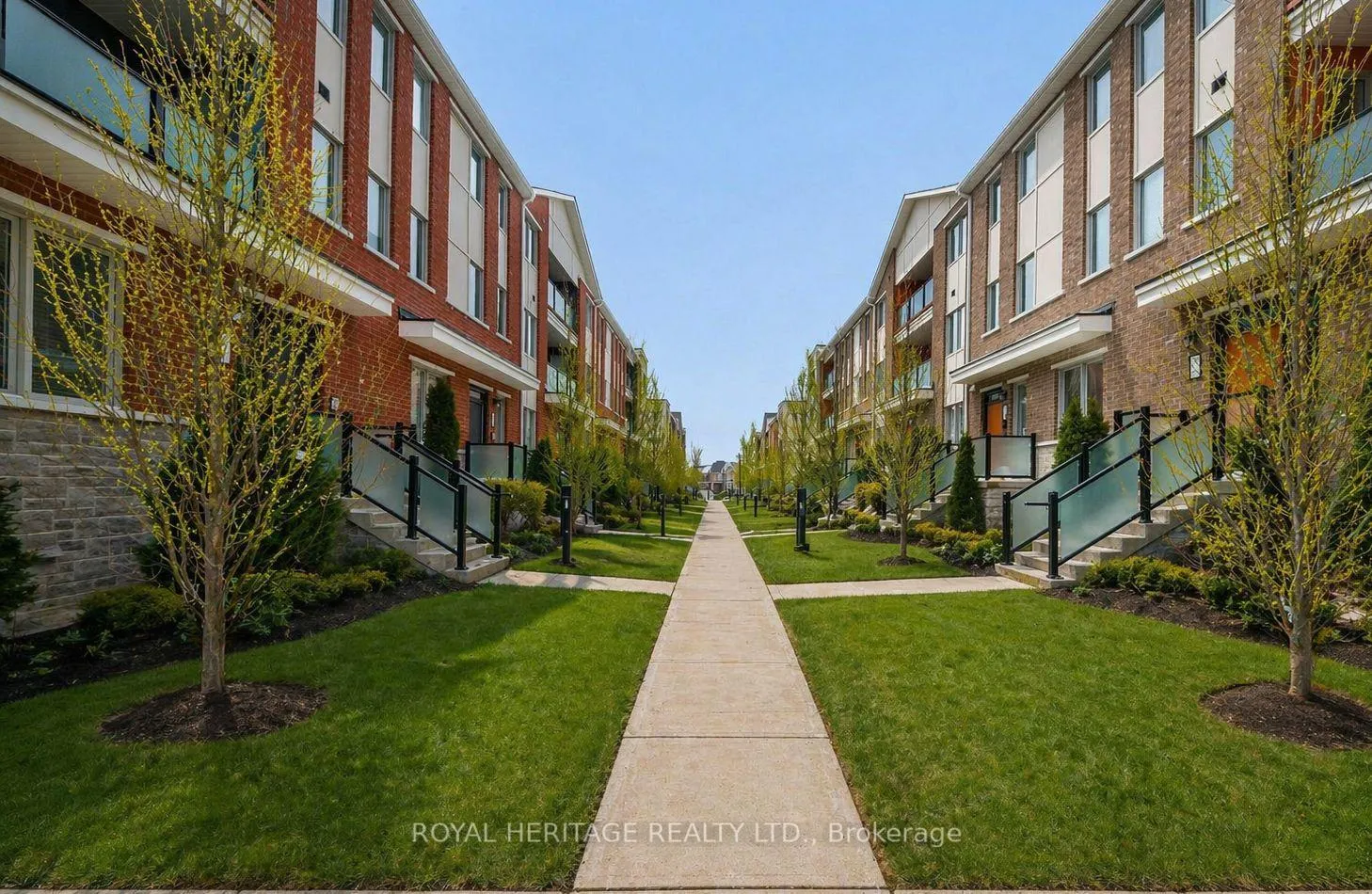 Photo 3 of Unit 512, 1148 Dragonfly Avenue, Pickering, Rural Pickering — HOMEH