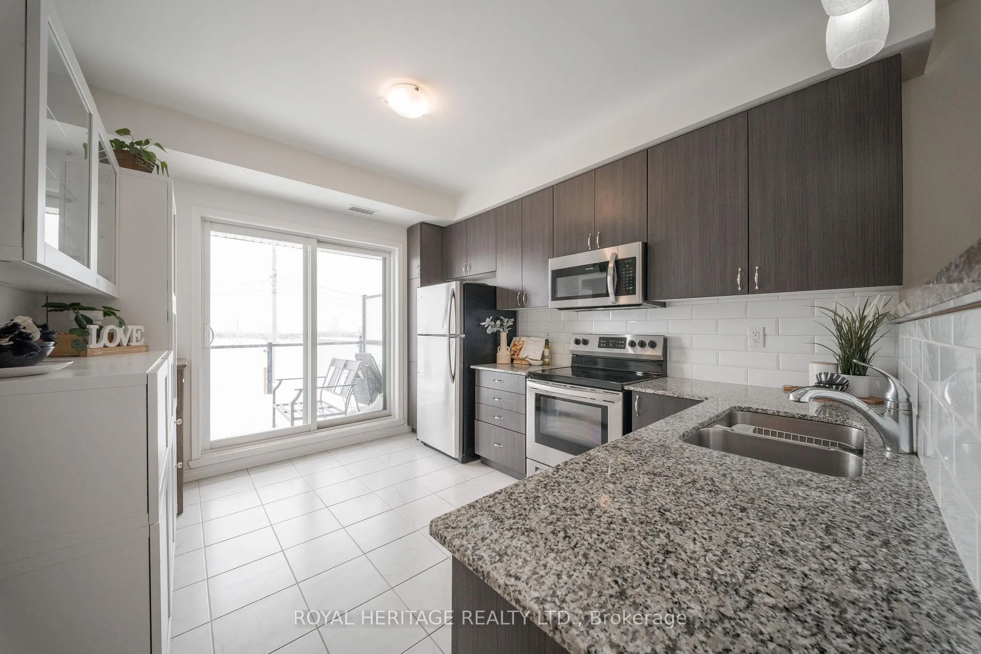Photo 11 of Unit 512, 1148 Dragonfly Avenue, Pickering, Rural Pickering — HOMEH