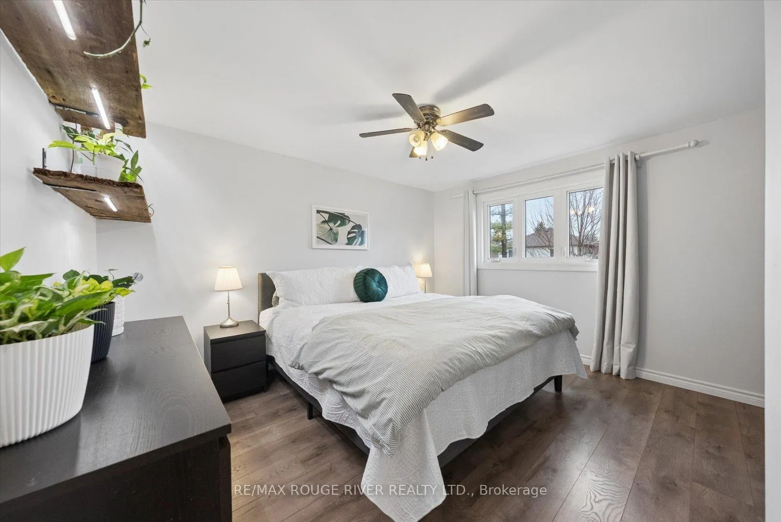 Photo 8 of 43 Ormond Drive, Oshawa, Samac — HOMEH