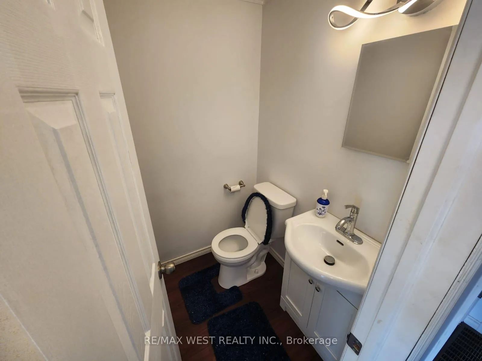 Photo 16 of 10658 Atwater Crescent, Windsor — HOMEH