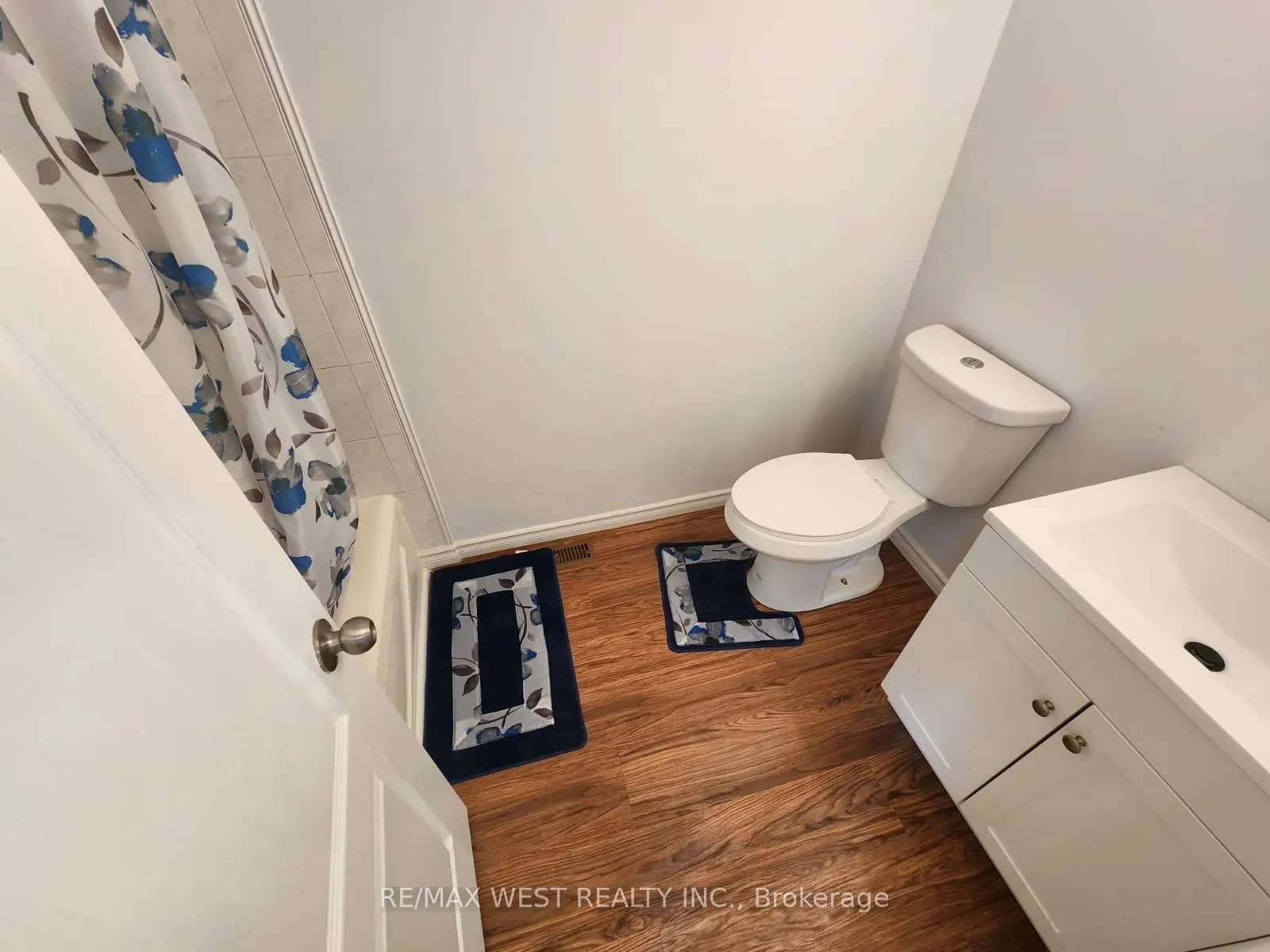 Photo 21 of 10658 Atwater Crescent, Windsor — HOMEH