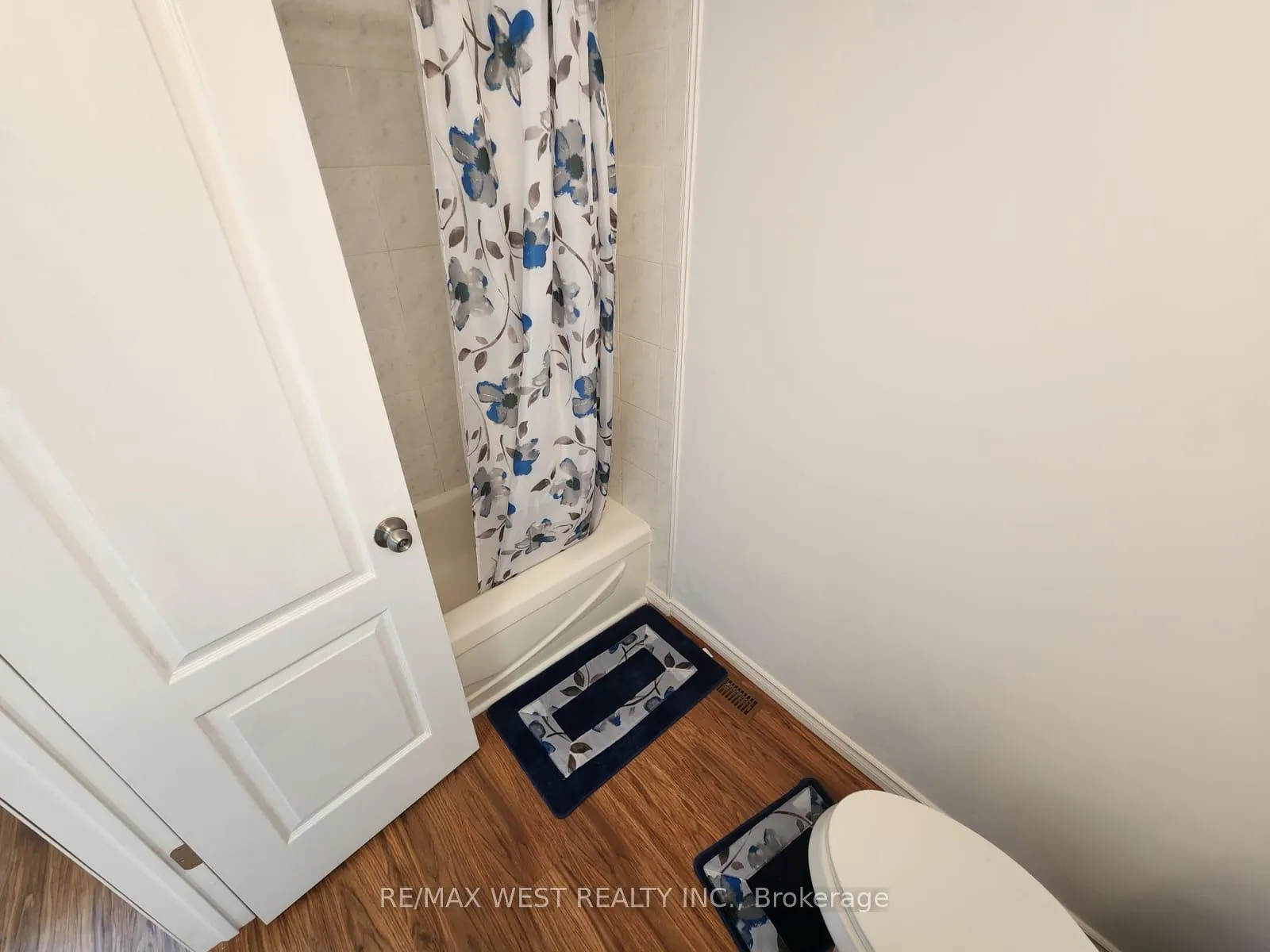 Photo 22 of 10658 Atwater Crescent, Windsor — HOMEH