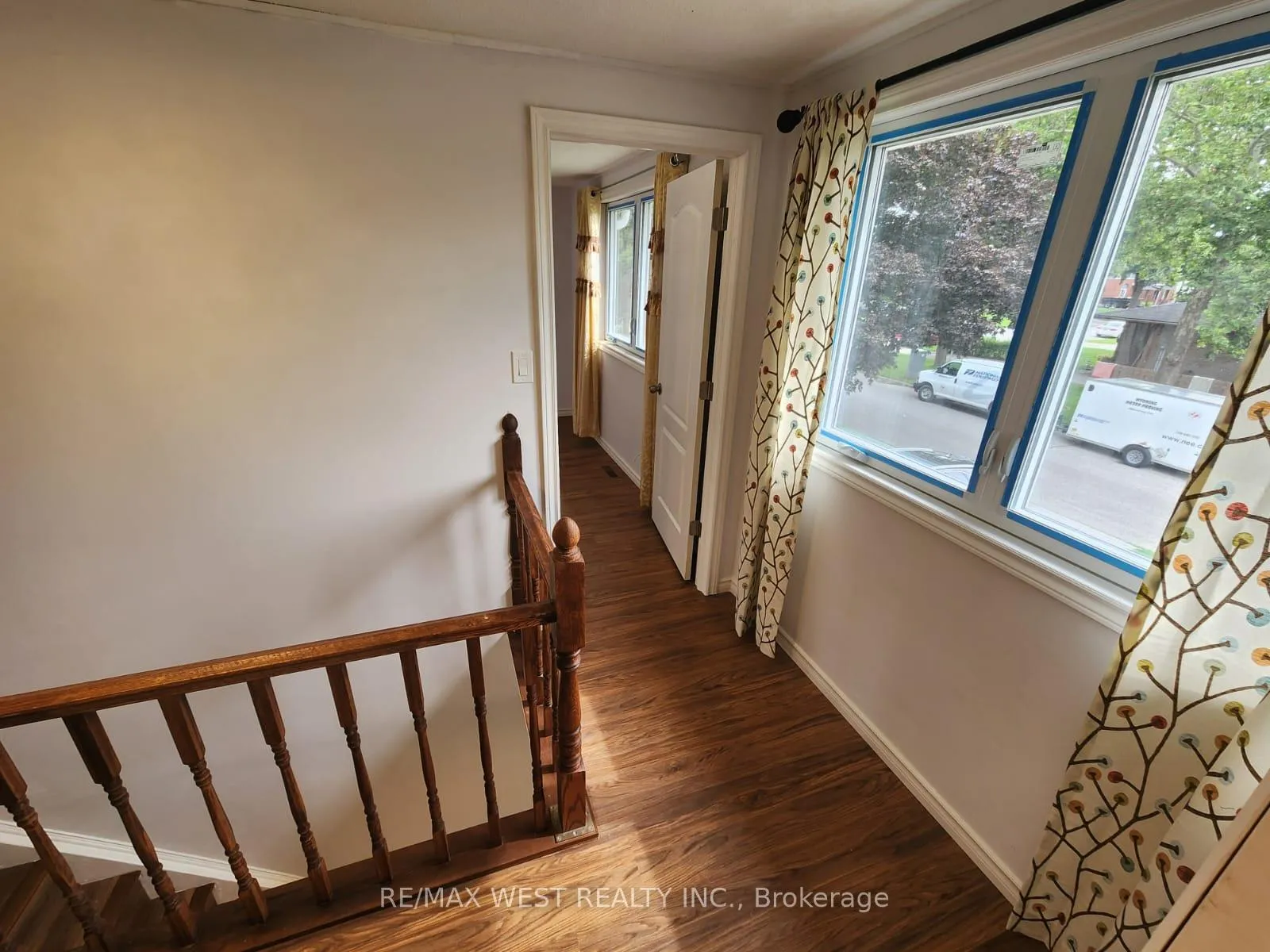 Photo 23 of 10658 Atwater Crescent, Windsor — HOMEH