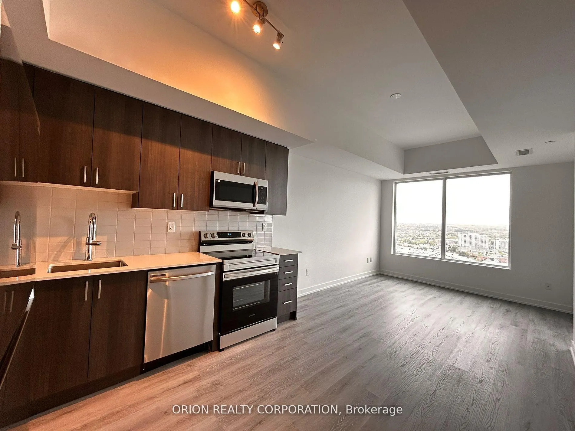 Photo 2 of Unit 2909, 1435 Celebration Drive, Pickering, Bay Ridges — HOMEH