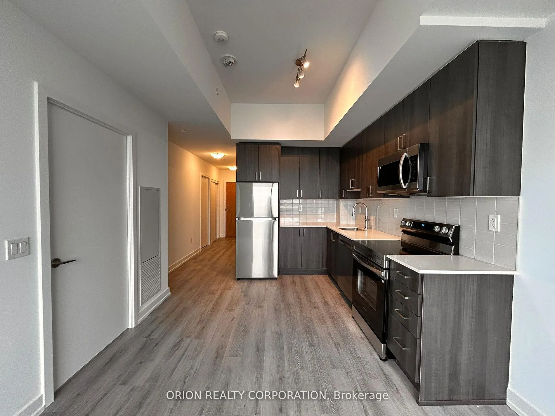 Photo 3 of Unit 2909, 1435 Celebration Drive, Pickering, Bay Ridges — HOMEH