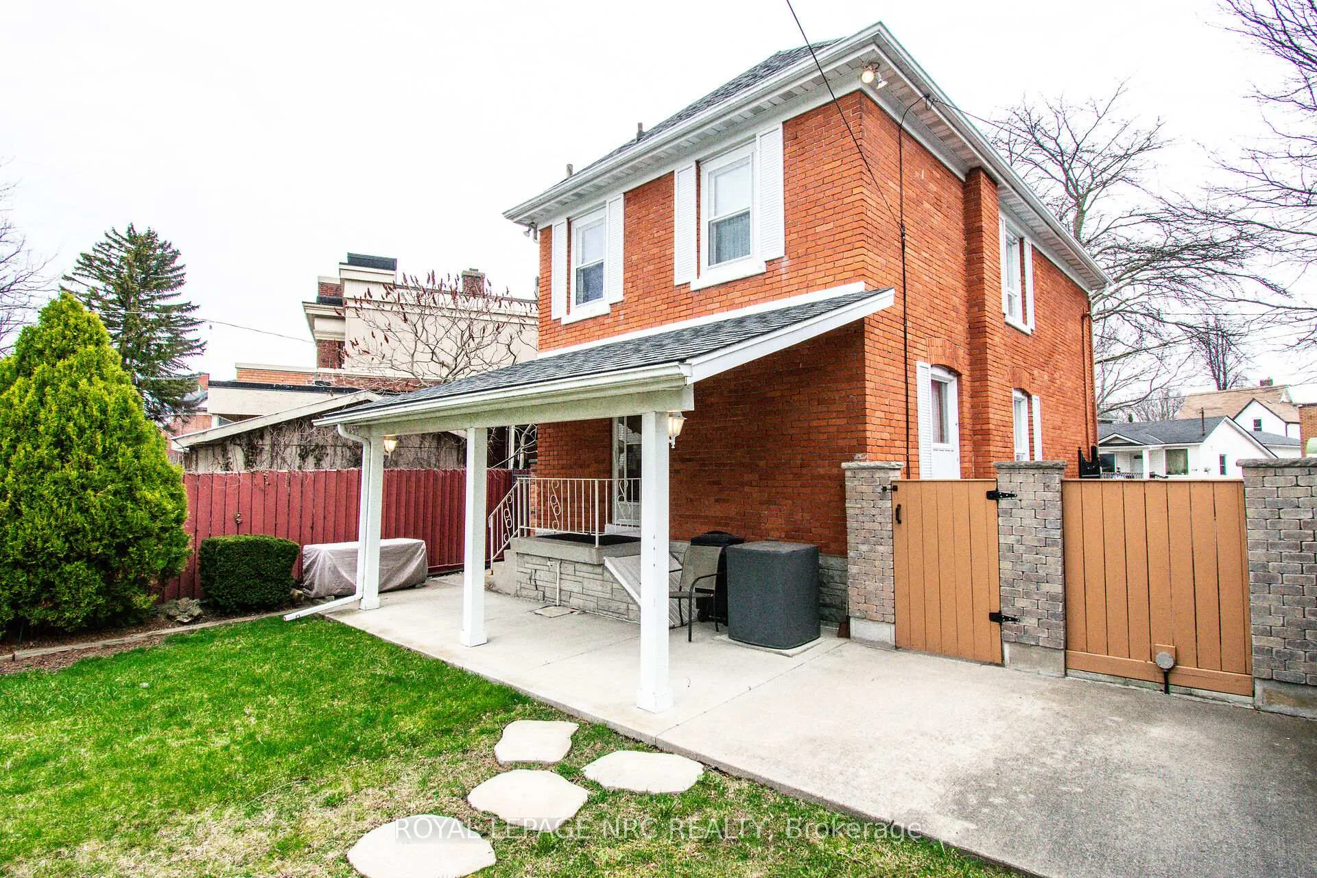 Photo 43 of 111 Lake Street, St. Catharines, Downtown — HOMEH