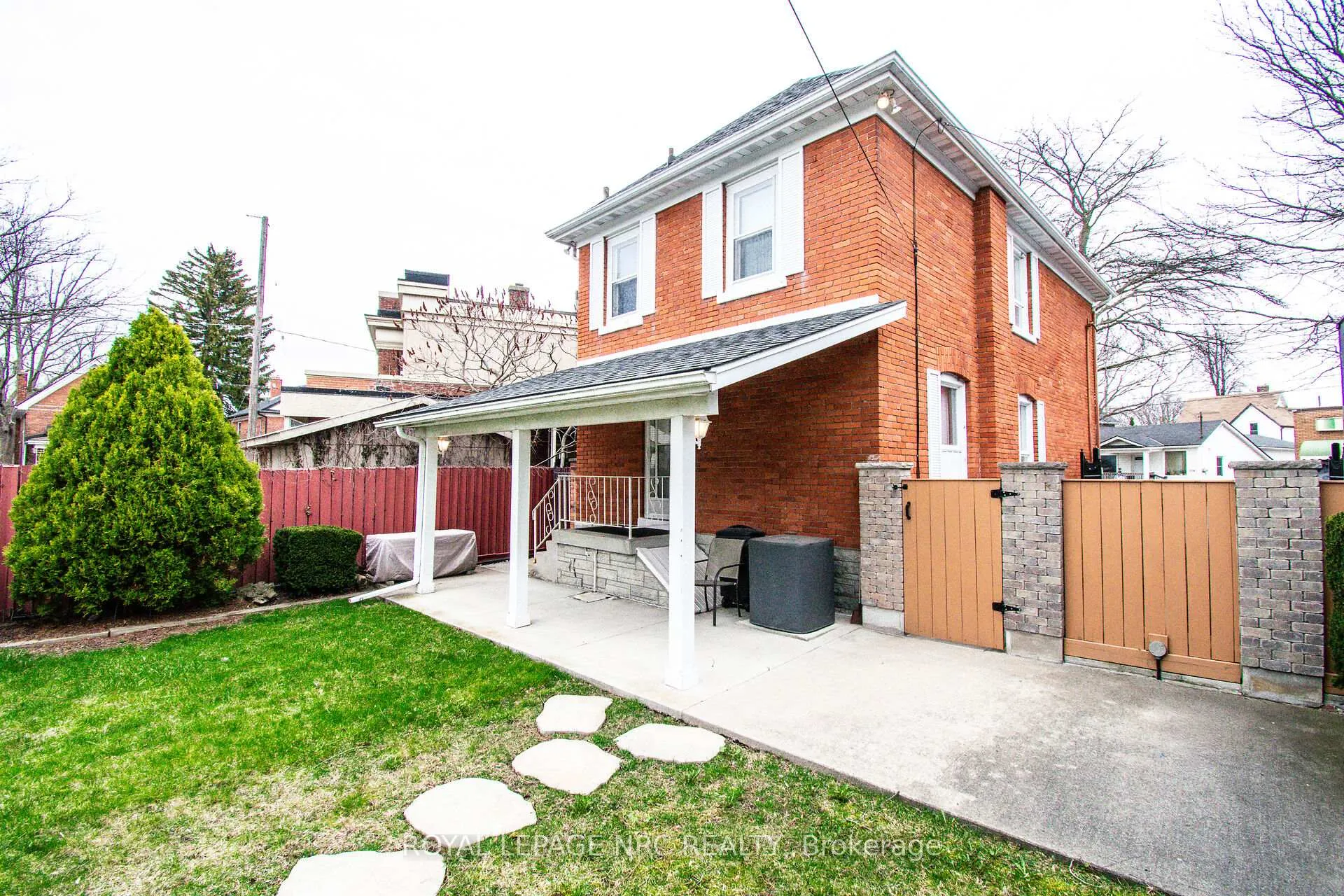 Photo 49 of 111 Lake Street, St. Catharines, Downtown — HOMEH