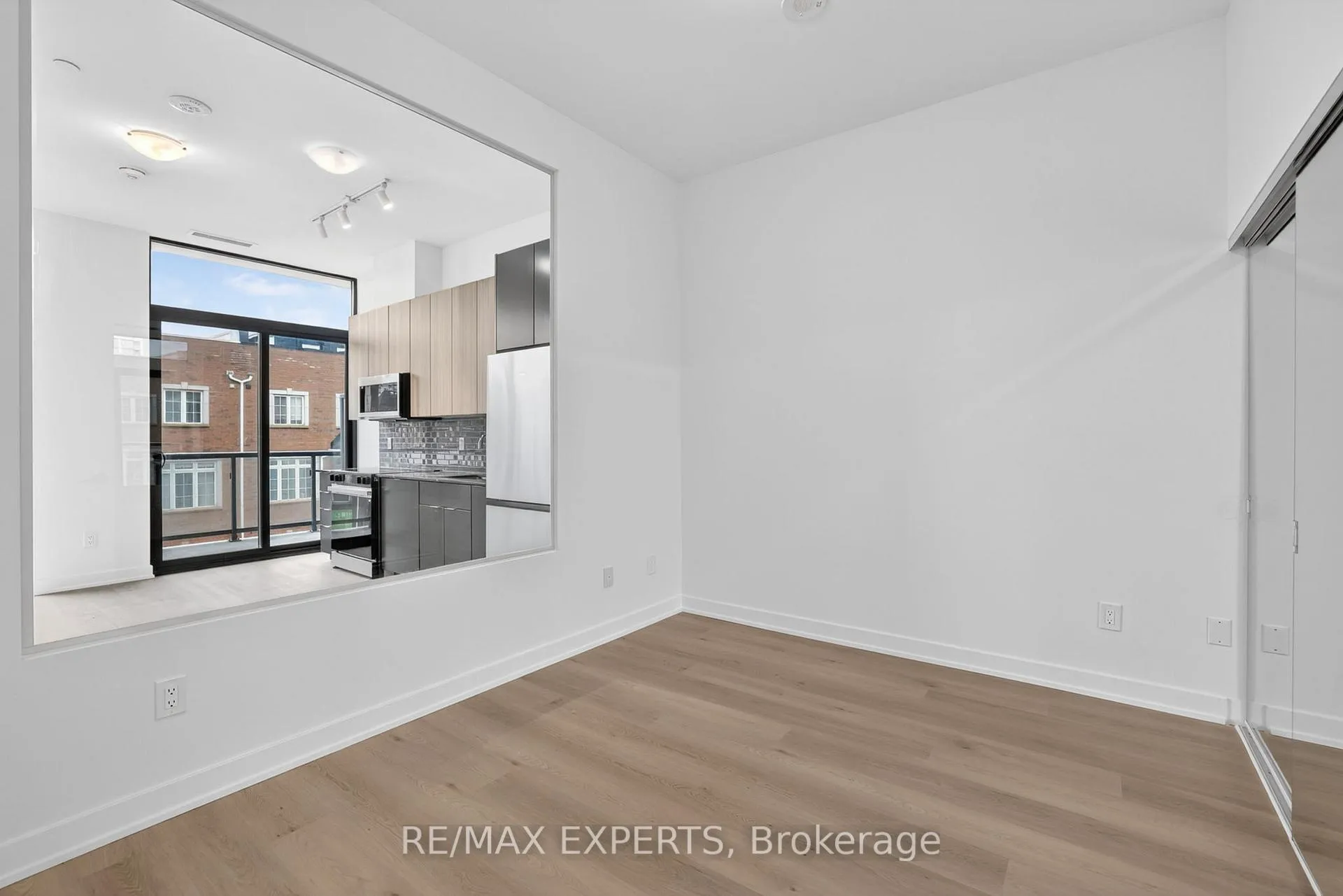 Photo 23 of Unit 204, 2075 Lakeshore Road, Burlington, Brant — HOMEH