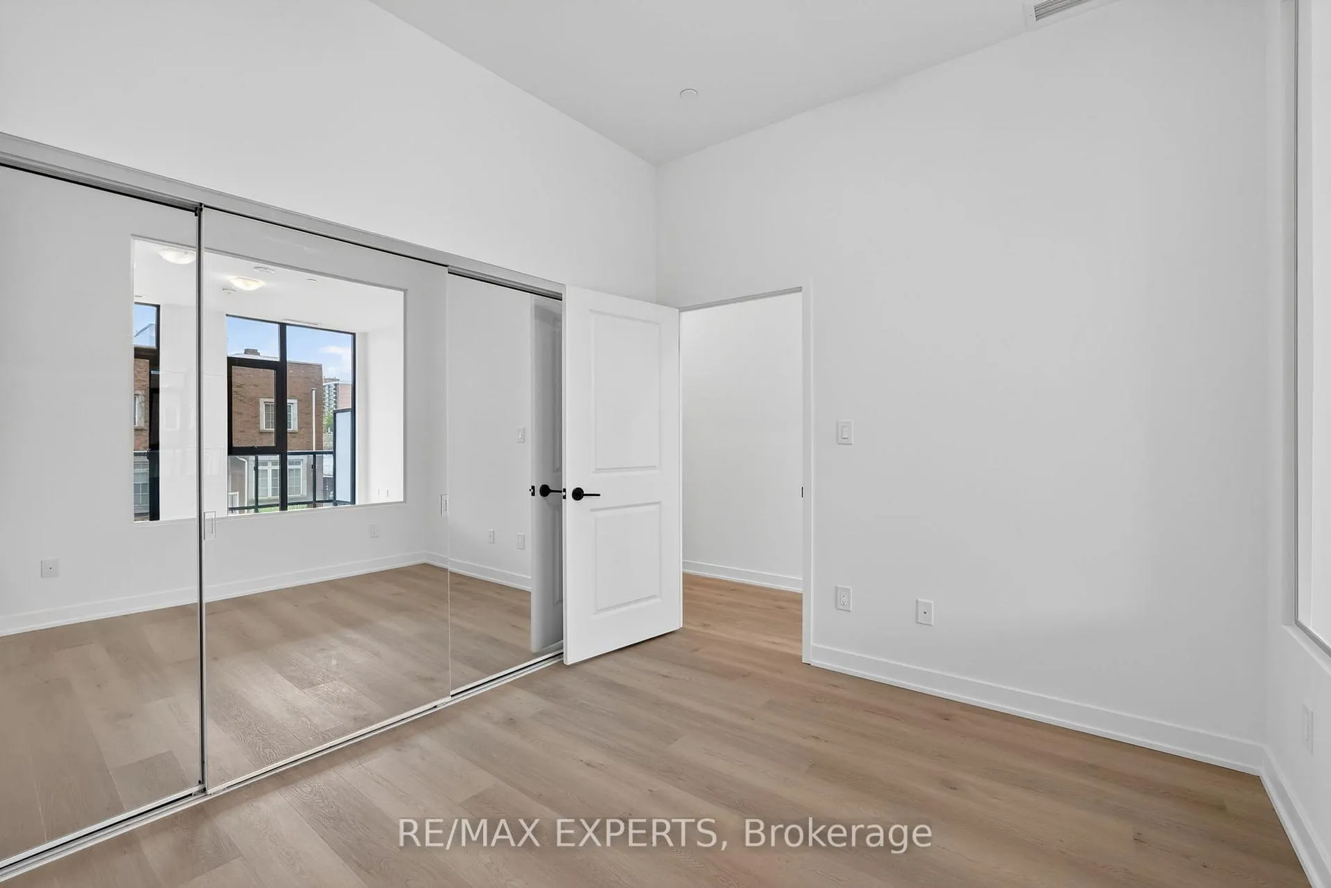 Photo 25 of Unit 204, 2075 Lakeshore Road, Burlington, Brant — HOMEH