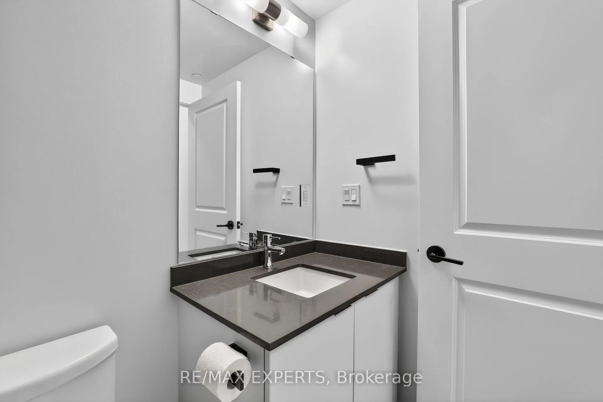 Photo 27 of Unit 204, 2075 Lakeshore Road, Burlington, Brant — HOMEH