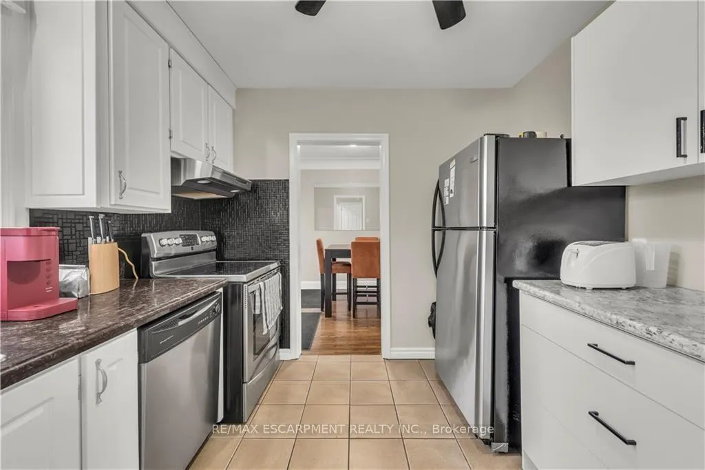 Photo 7 of 39 Bland Avenue, Hamilton, Stoney Creek — HOMEH