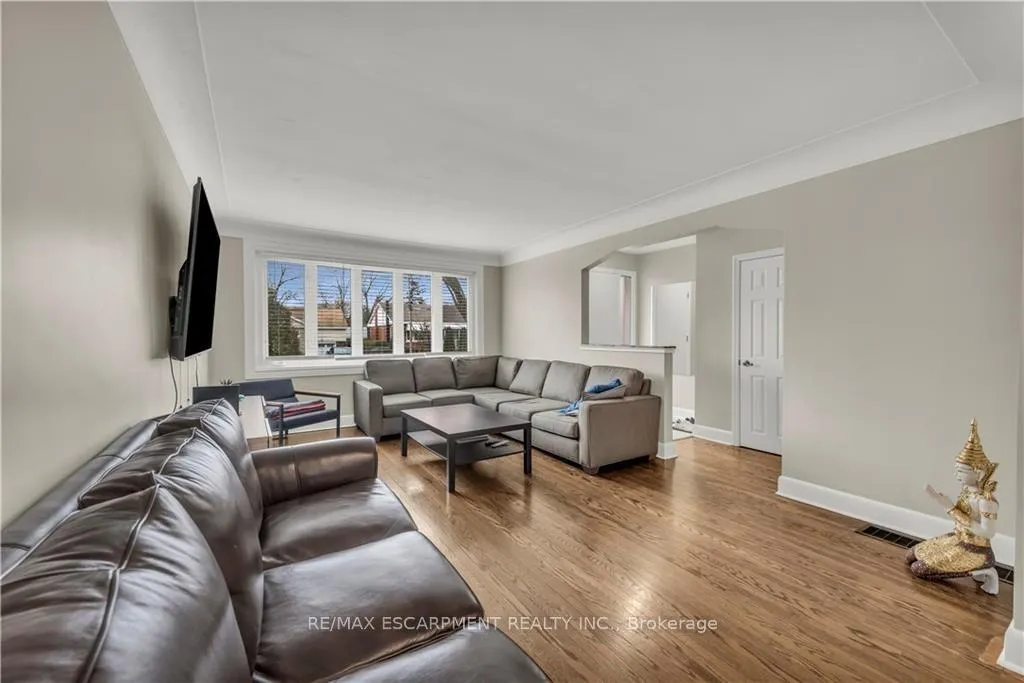 Photo 12 of 39 Bland Avenue, Hamilton, Stoney Creek — HOMEH