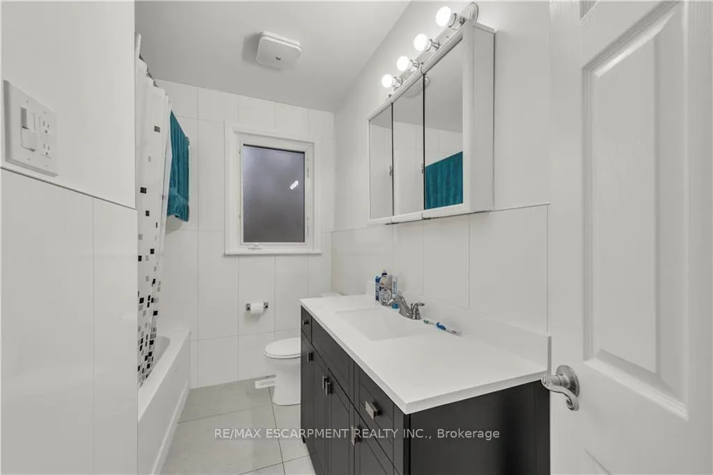 Photo 19 of 39 Bland Avenue, Hamilton, Stoney Creek — HOMEH