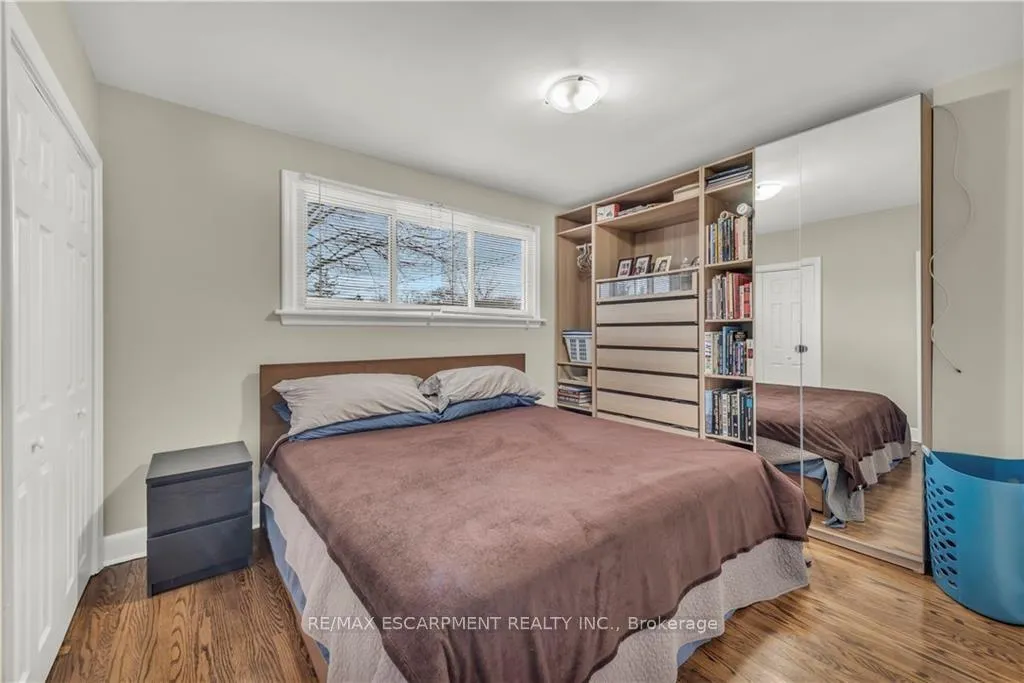 Photo 20 of 39 Bland Avenue, Hamilton, Stoney Creek — HOMEH