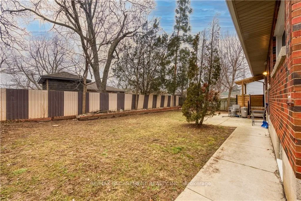 Photo 37 of 39 Bland Avenue, Hamilton, Stoney Creek — HOMEH