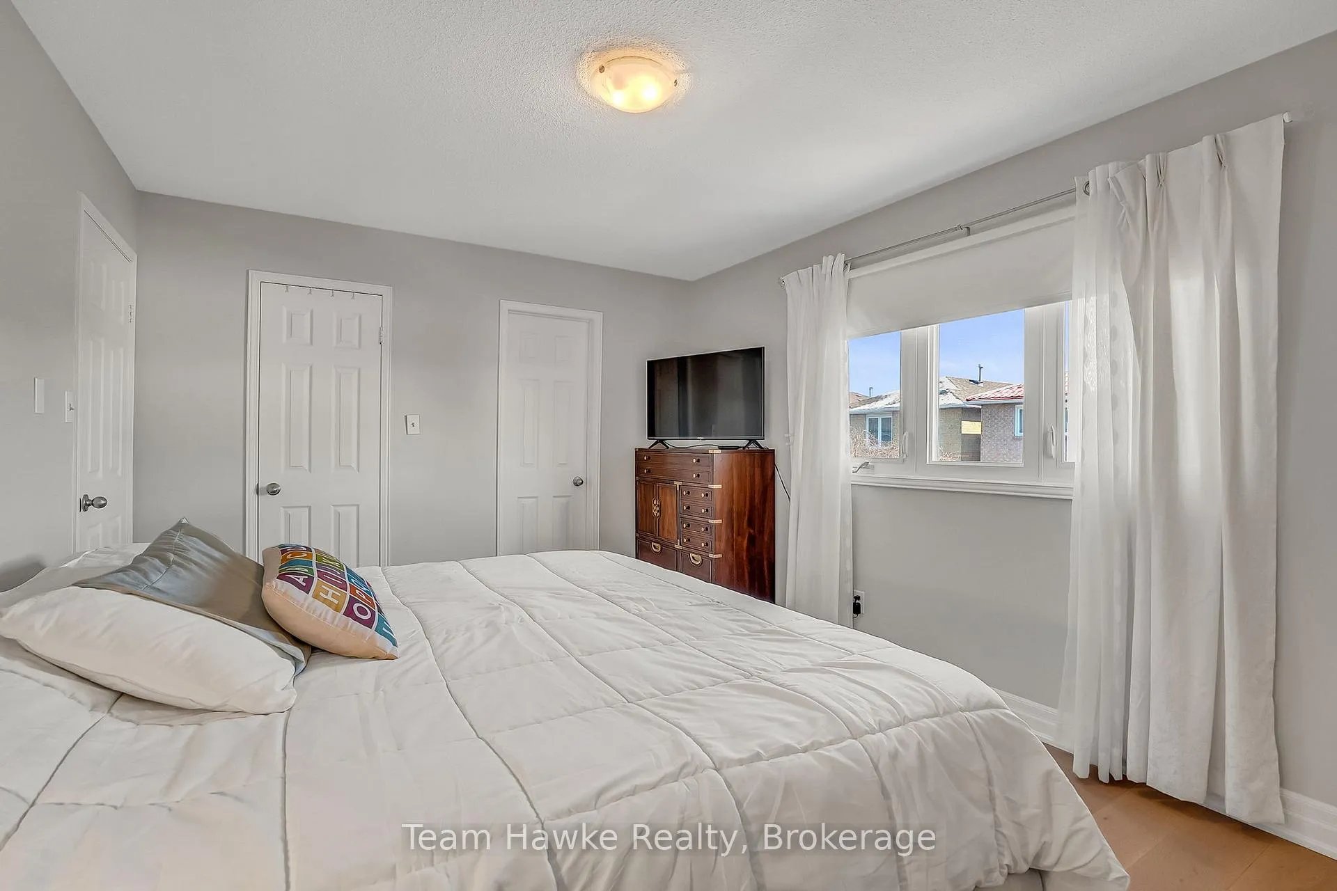 Photo 15 of 15 White Boulevard, Vaughan, Brownridge — HOMEH