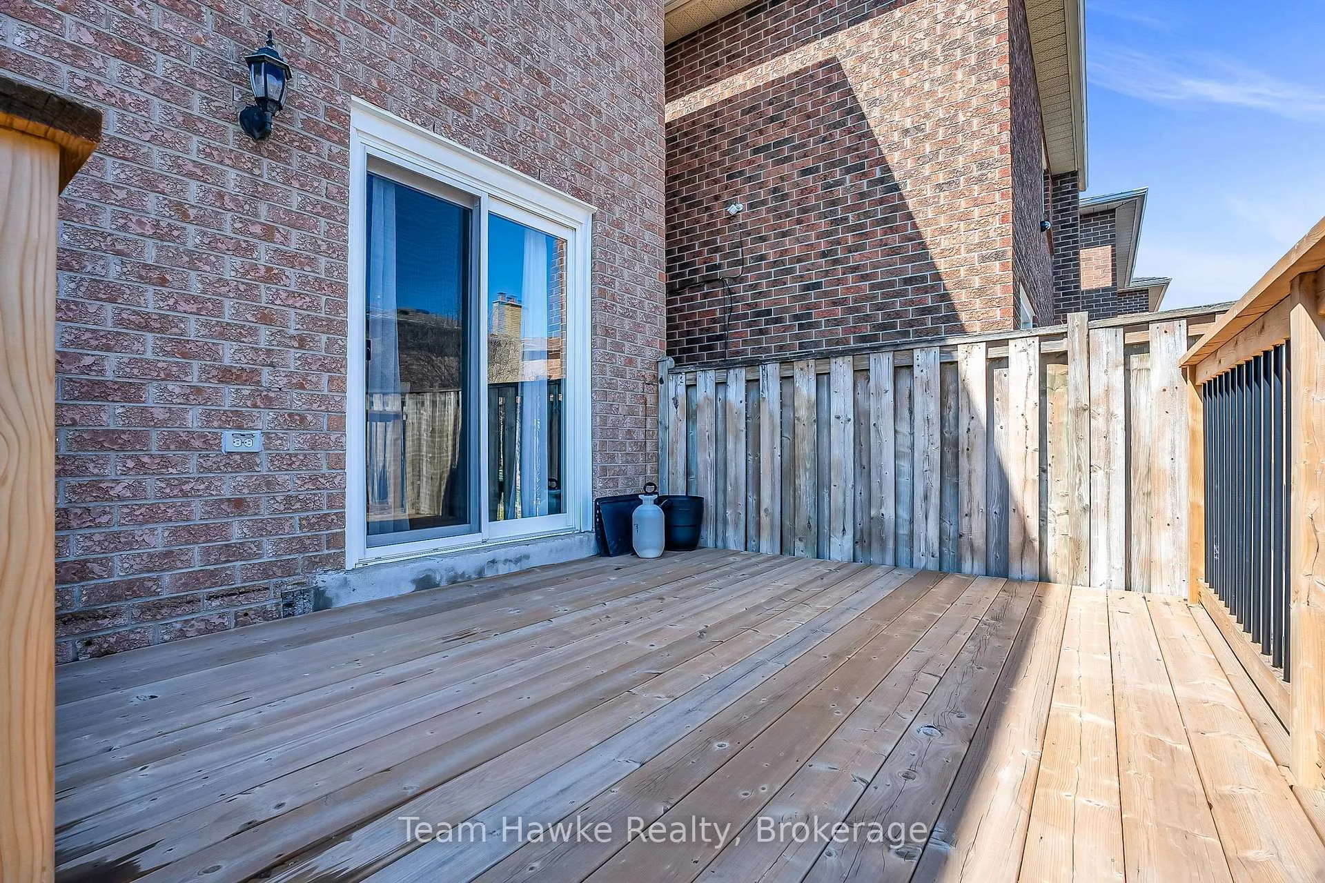 Photo 25 of 15 White Boulevard, Vaughan, Brownridge — HOMEH