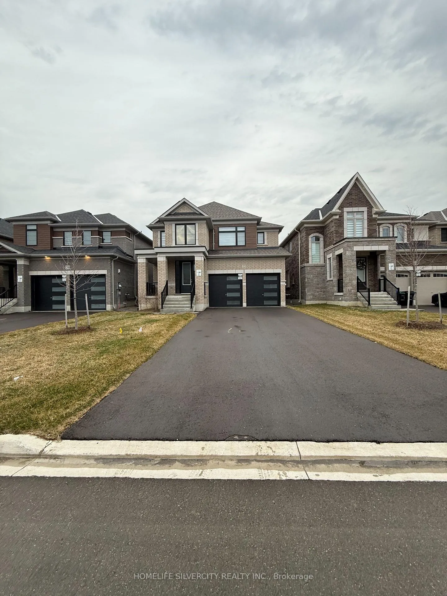 Photo 2 of 22 Primrose Heights, Adjala-Tosorontio, Colgan — HOMEH