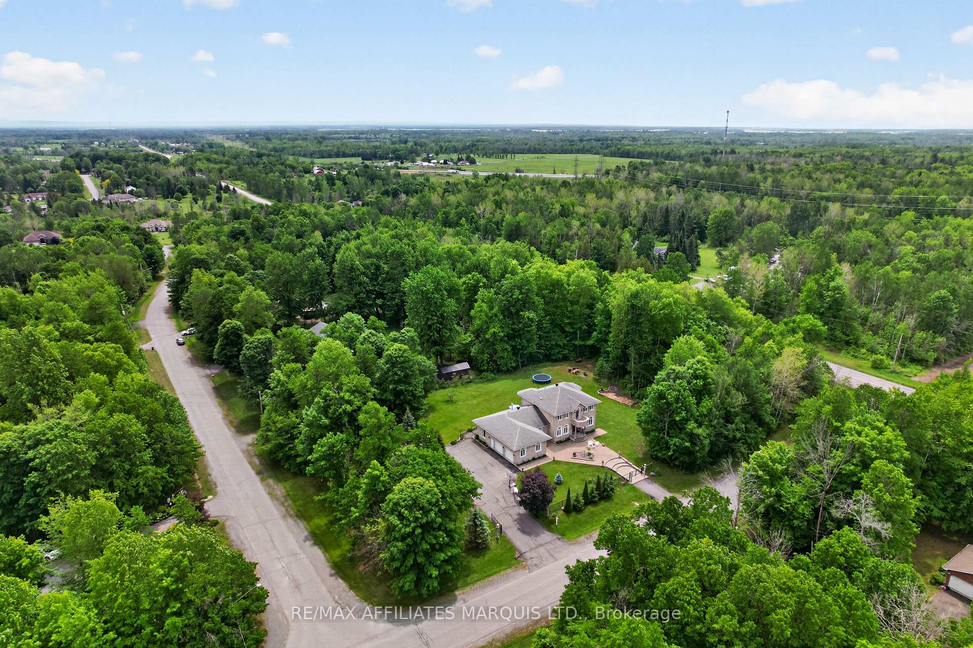 Photo 31 of 16935 Beaver Dam Drive, South Stormont, South Stormont (Cornwall) Twp — HOMEH