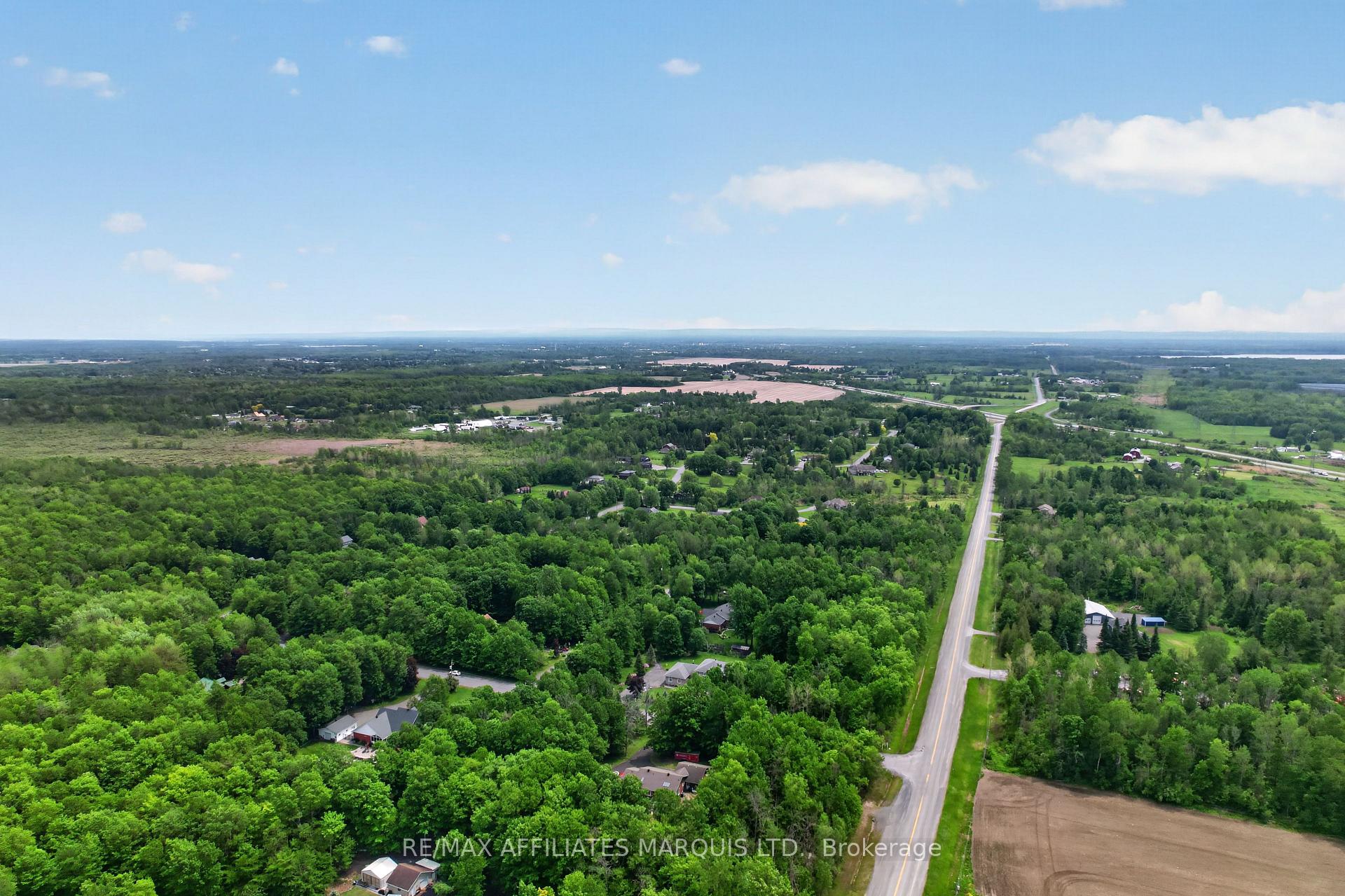 Photo 41 of 16935 Beaver Dam Drive, South Stormont, South Stormont (Cornwall) Twp — HOMEH