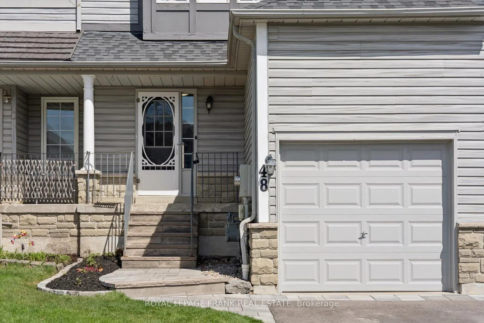 Photo 2 of 48 Shady Lane Crescent, Clarington, Bowmanville — HOMEH