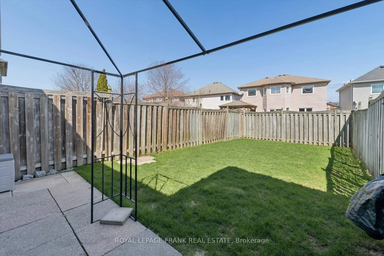 Photo 19 of 48 Shady Lane Crescent, Clarington, Bowmanville — HOMEH