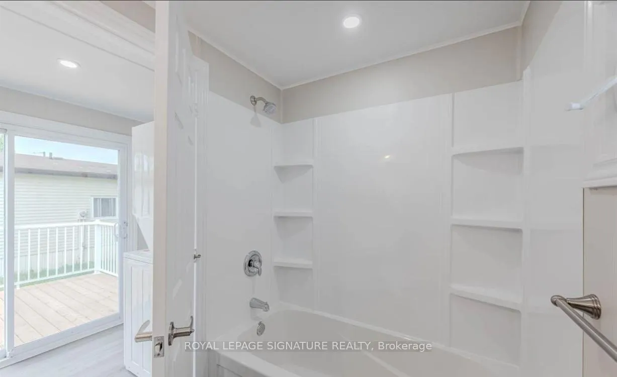 Photo 17 of 40 Hillside Crescent, Hamilton, Rural Flamborough — HOMEH