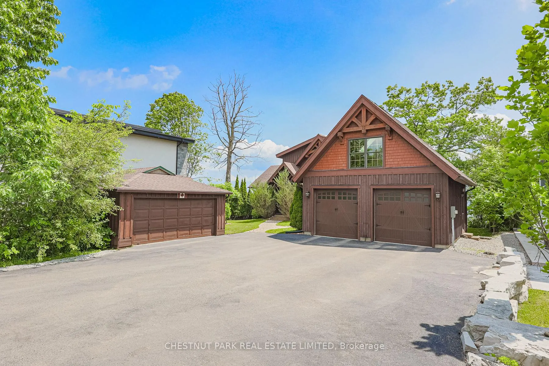 Photo 2 of 3531 Crescent Harbour Road, Innisfil, Rural Innisfil — HOMEH