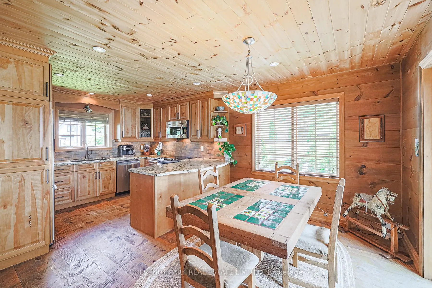 Photo 7 of 3531 Crescent Harbour Road, Innisfil, Rural Innisfil — HOMEH