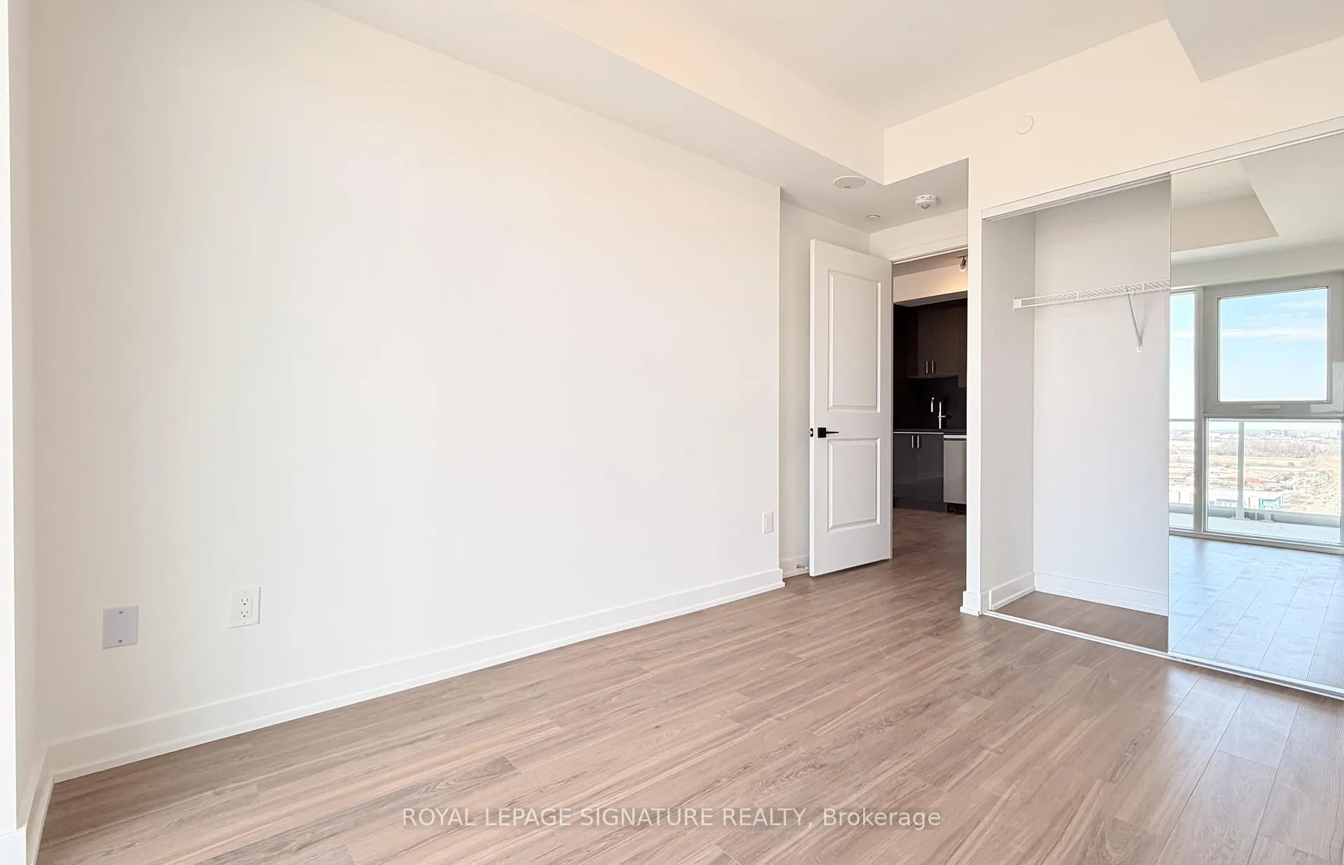 Photo 14 of Unit 2603, 1010 Sandy Beach Road, Pickering, Bay Ridges — HOMEH