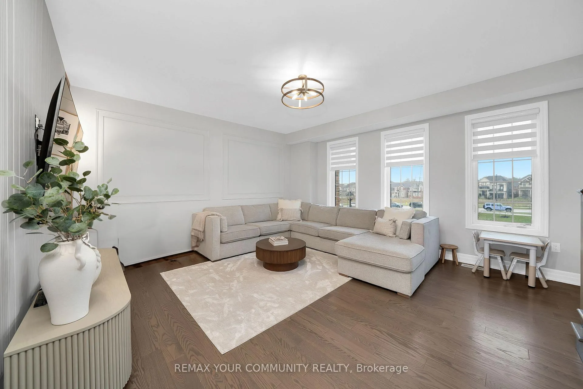 Photo 13 of 313 Kleinburg Summit Way, Vaughan, Kleinburg — HOMEH